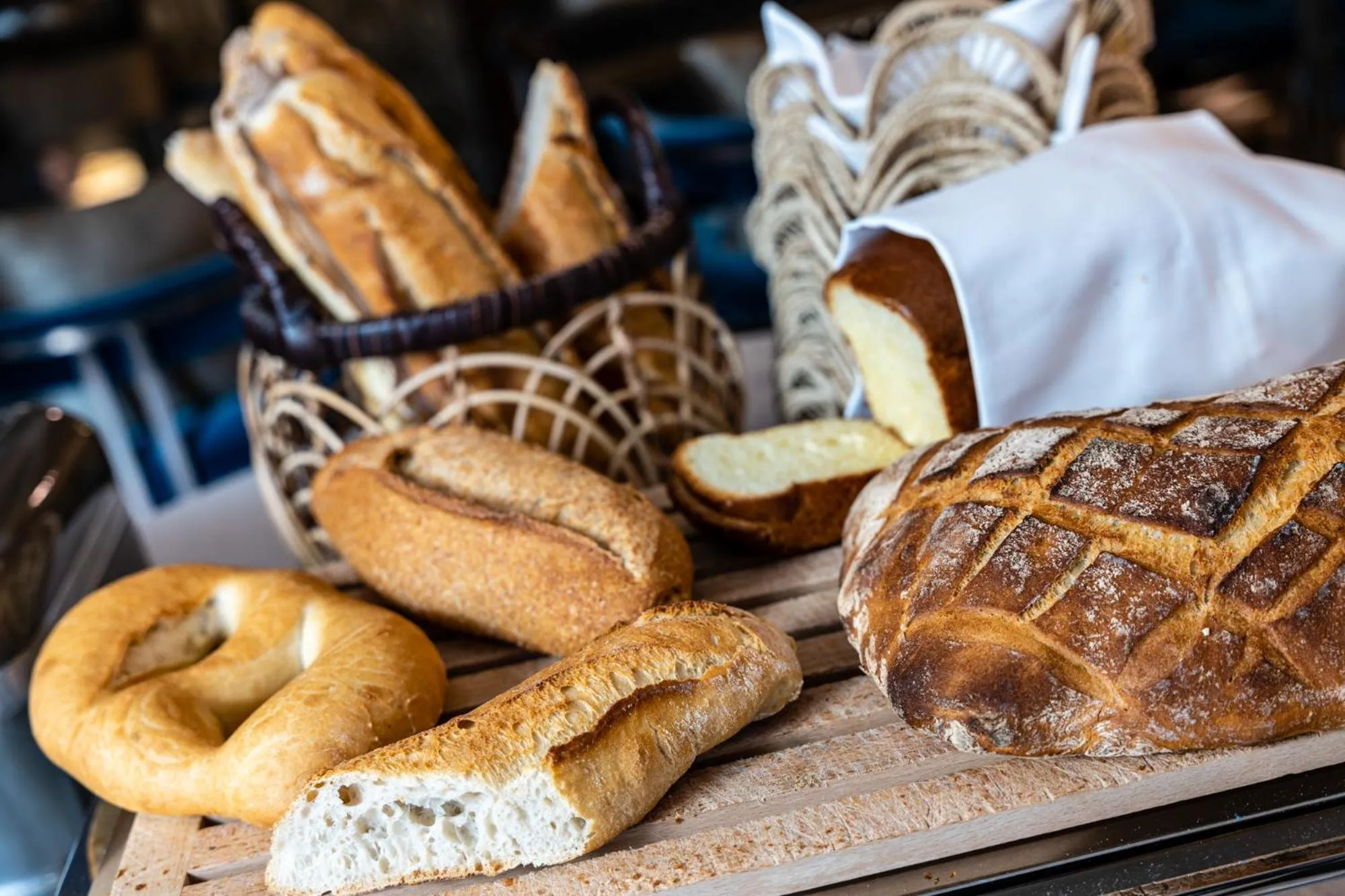 Breakfast in Hôtel Le Y