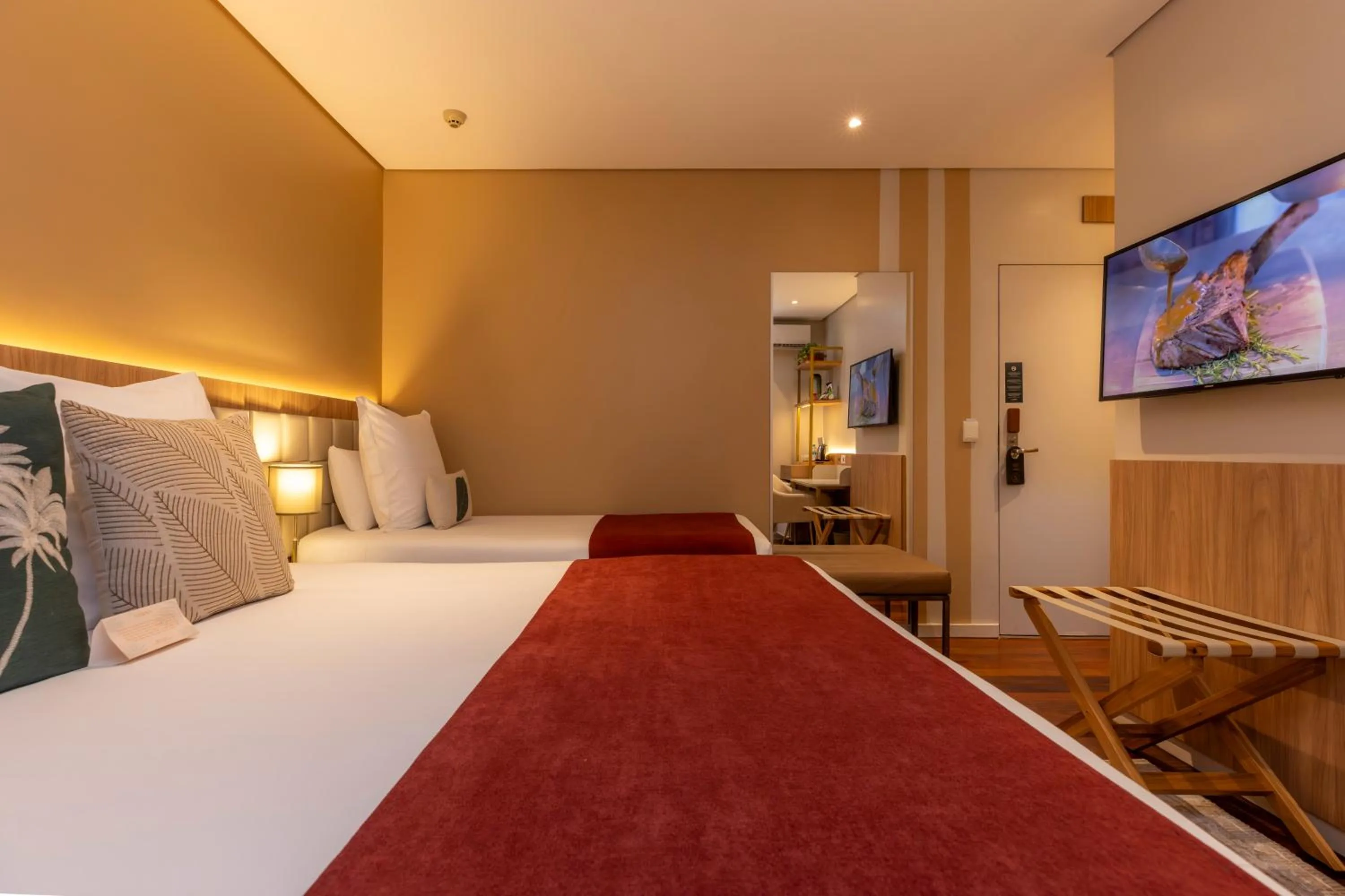 Bedroom, Bed in Sanma Hotel