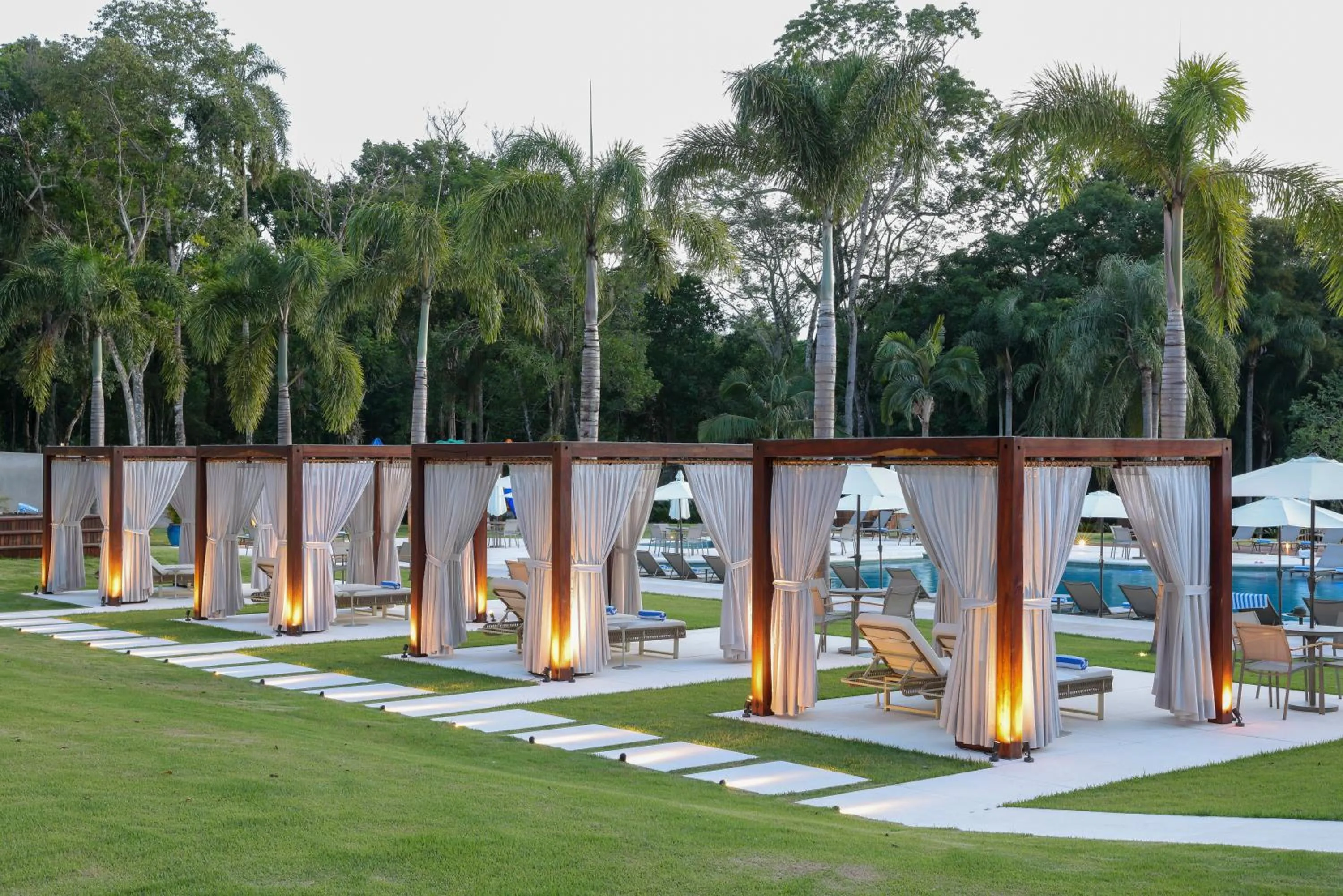 Swimming pool in Sanma Hotel