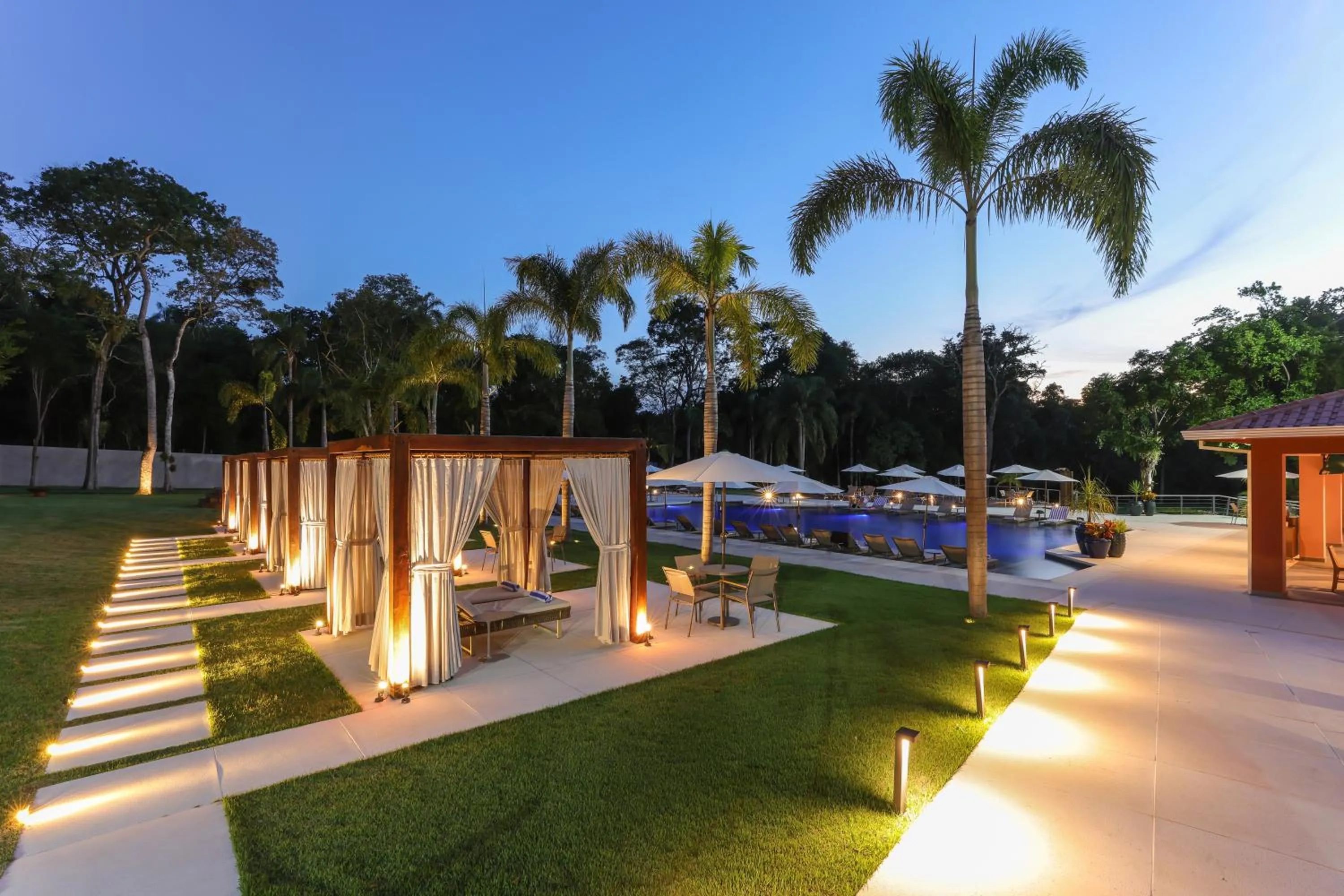 Swimming pool in Sanma Hotel