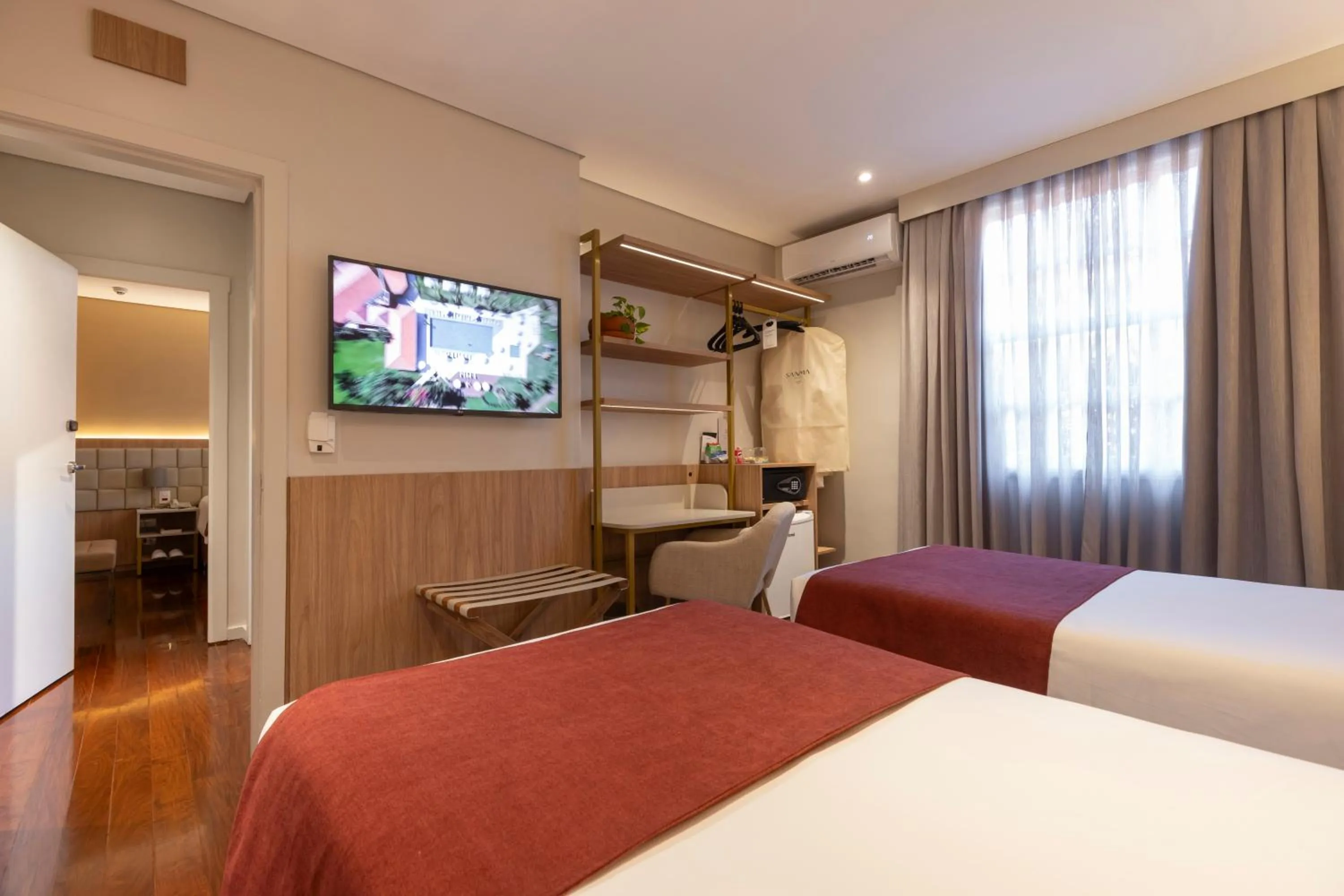 Photo of the whole room, Bed in Sanma Hotel