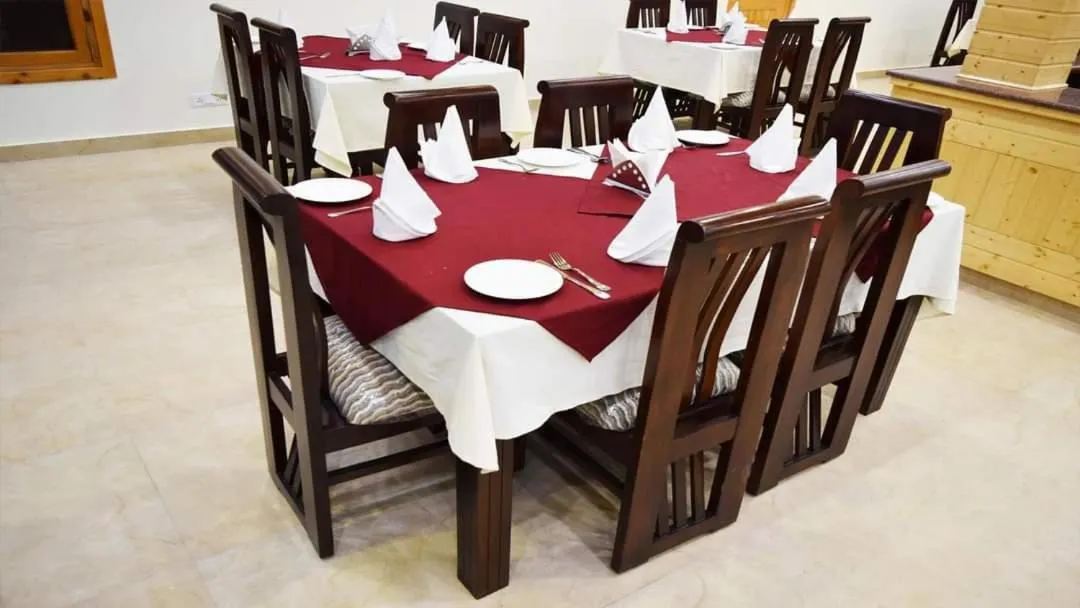 Restaurant/places to eat in Azure Chandertal Regency Hotel And Spa