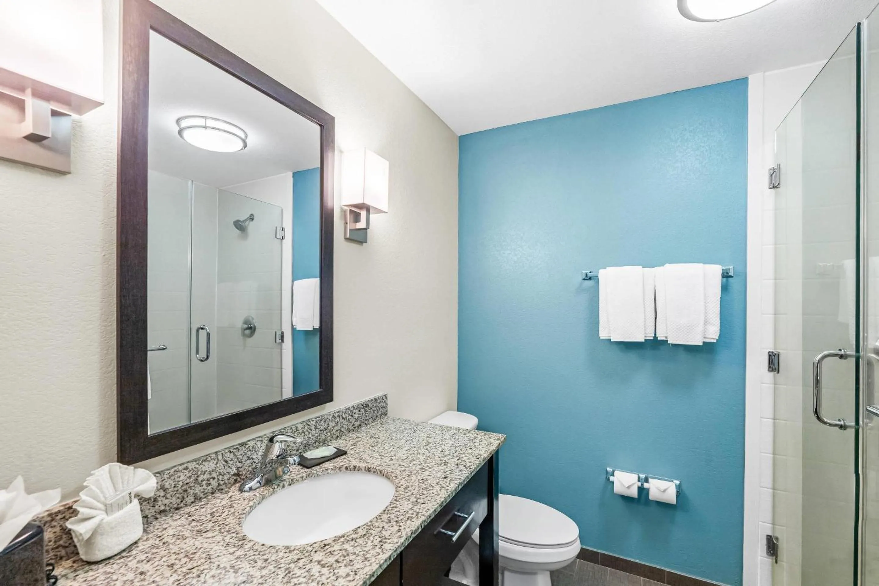 Bedroom in Sleep Inn Lufkin