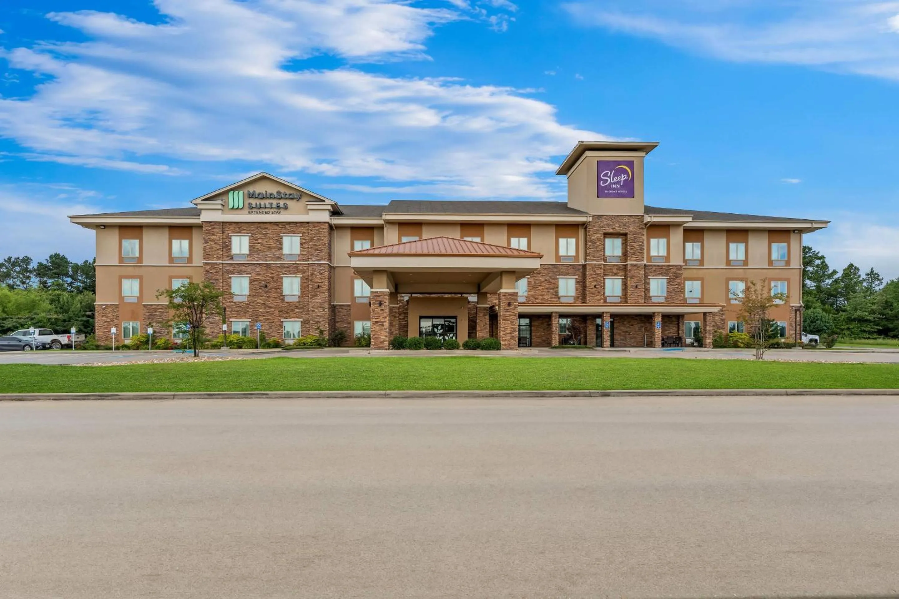 Property building in MainStay Suites Lufkin