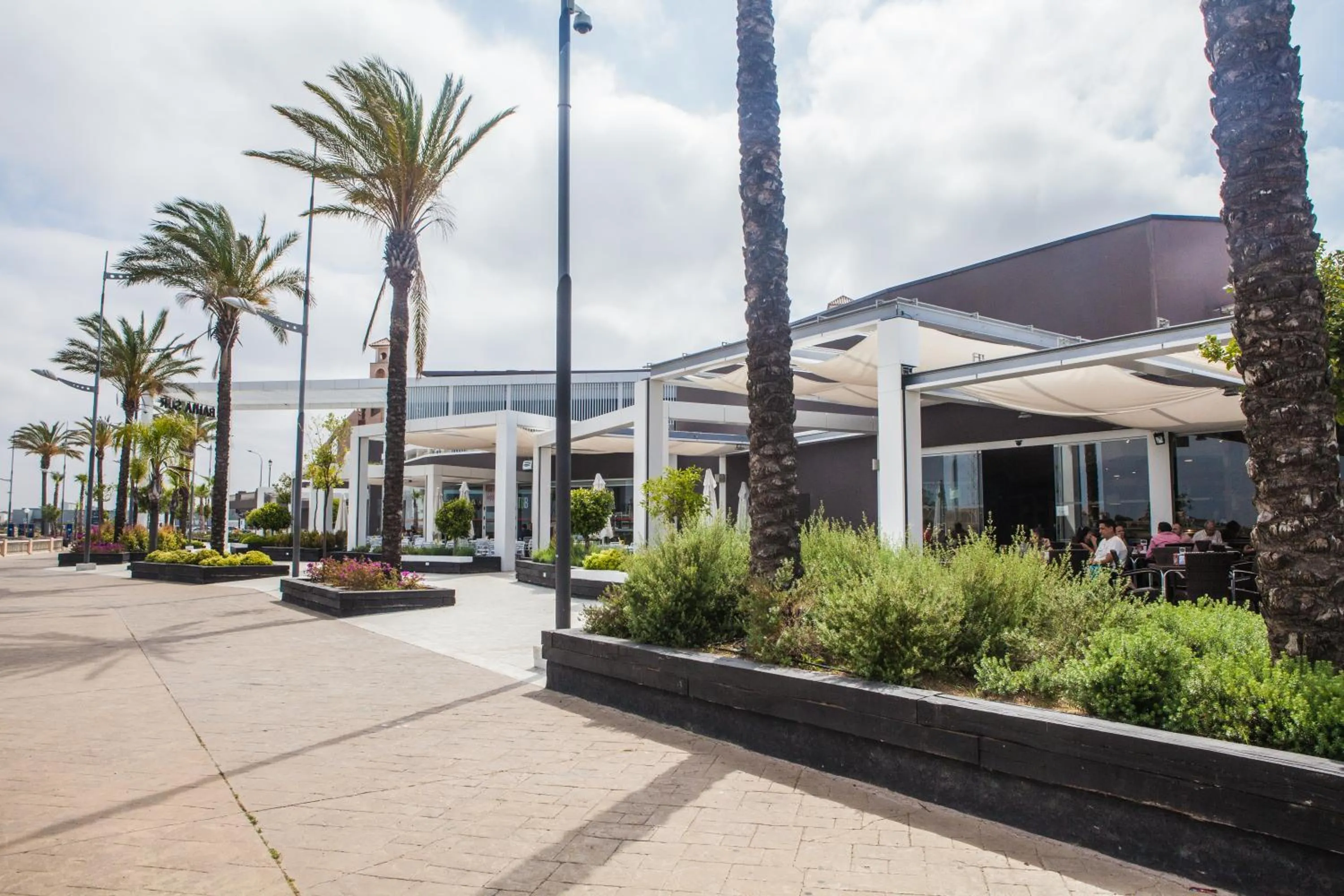 Property building in Estudios Turísticos Bahia Sur