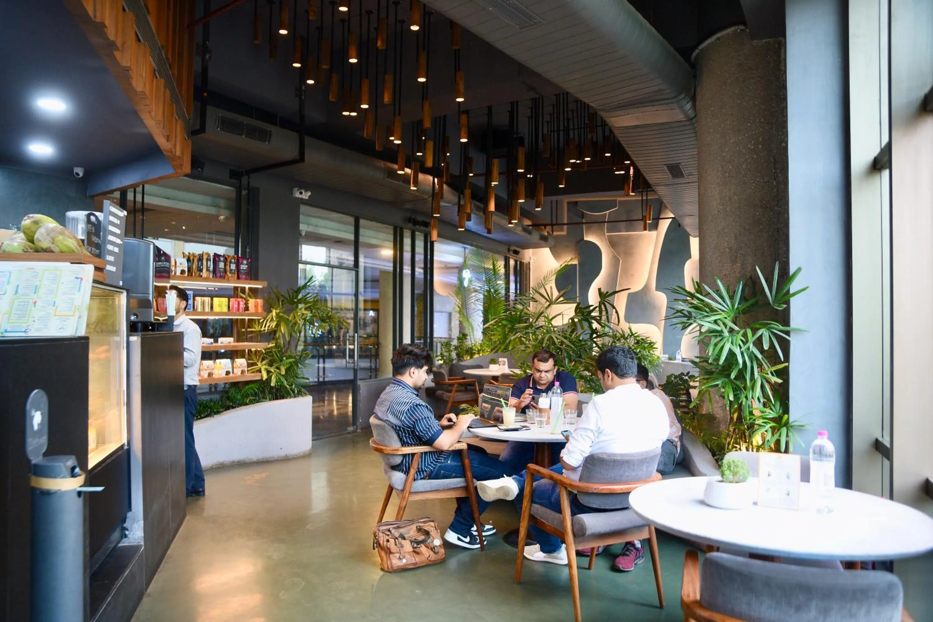 Restaurant/places to eat in The BellaVista Hotel Chandigarh Panchkula