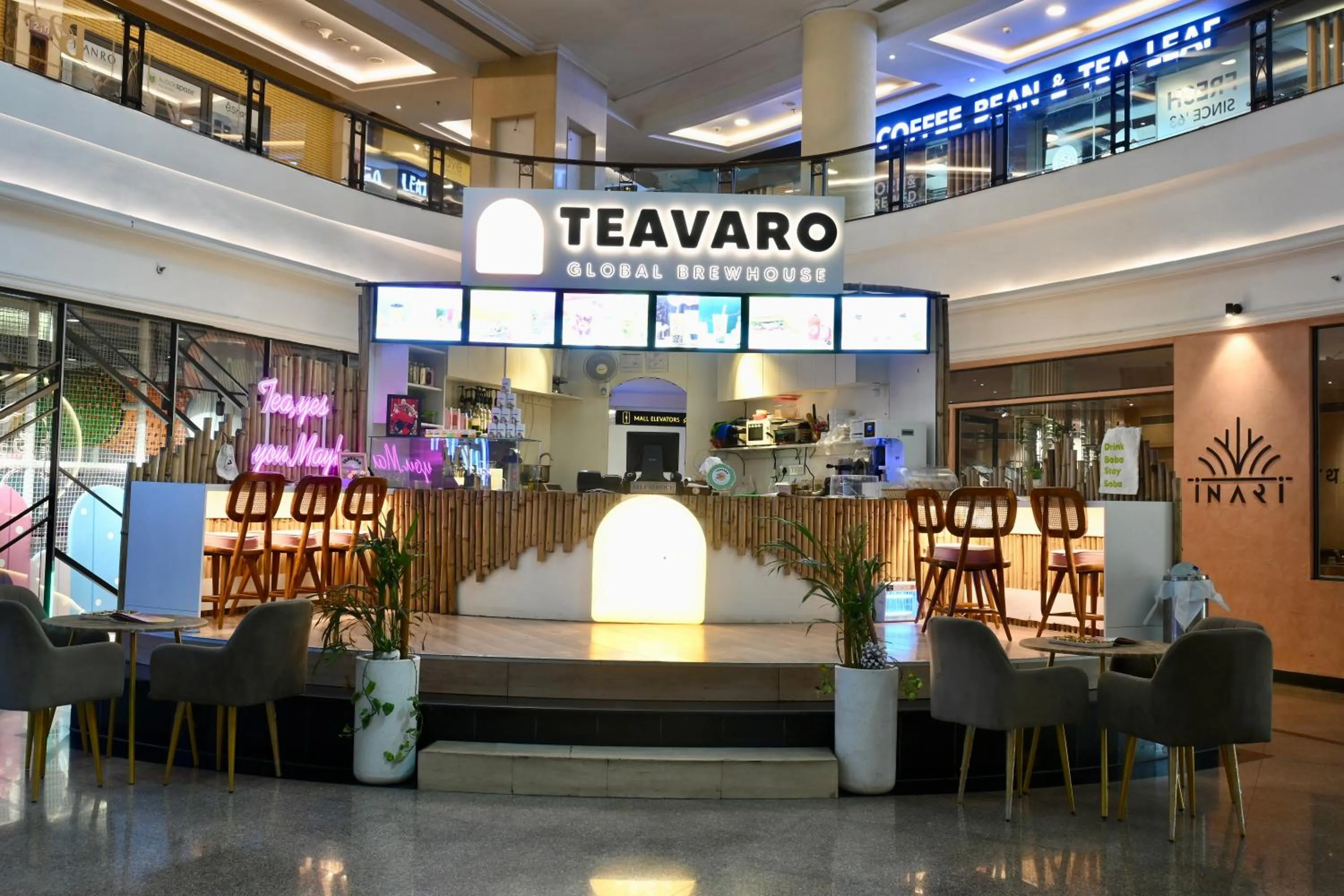Restaurant/places to eat in The BellaVista Hotel Chandigarh Panchkula