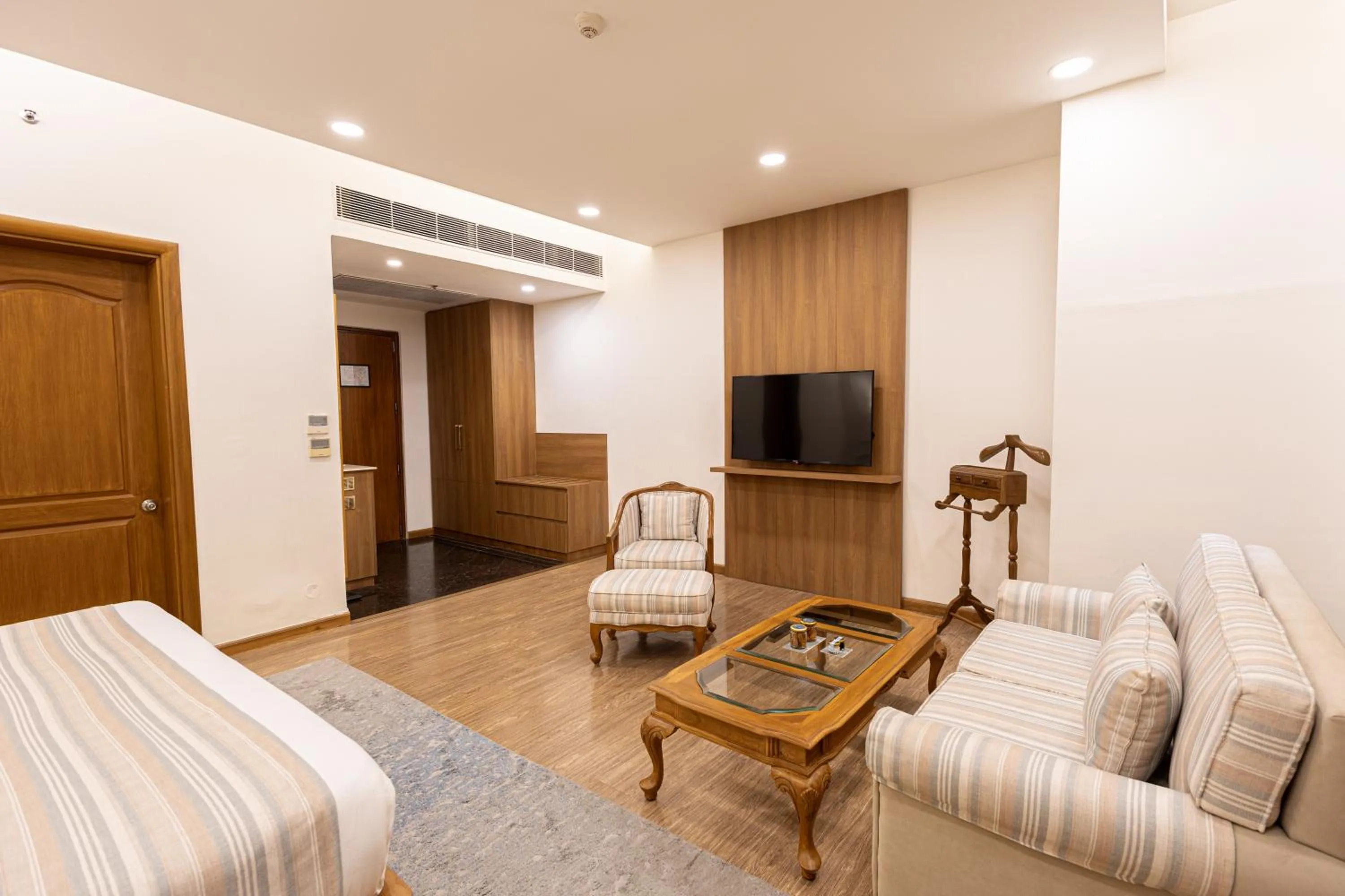 Bedroom, Bed in The BellaVista Hotel Chandigarh Panchkula