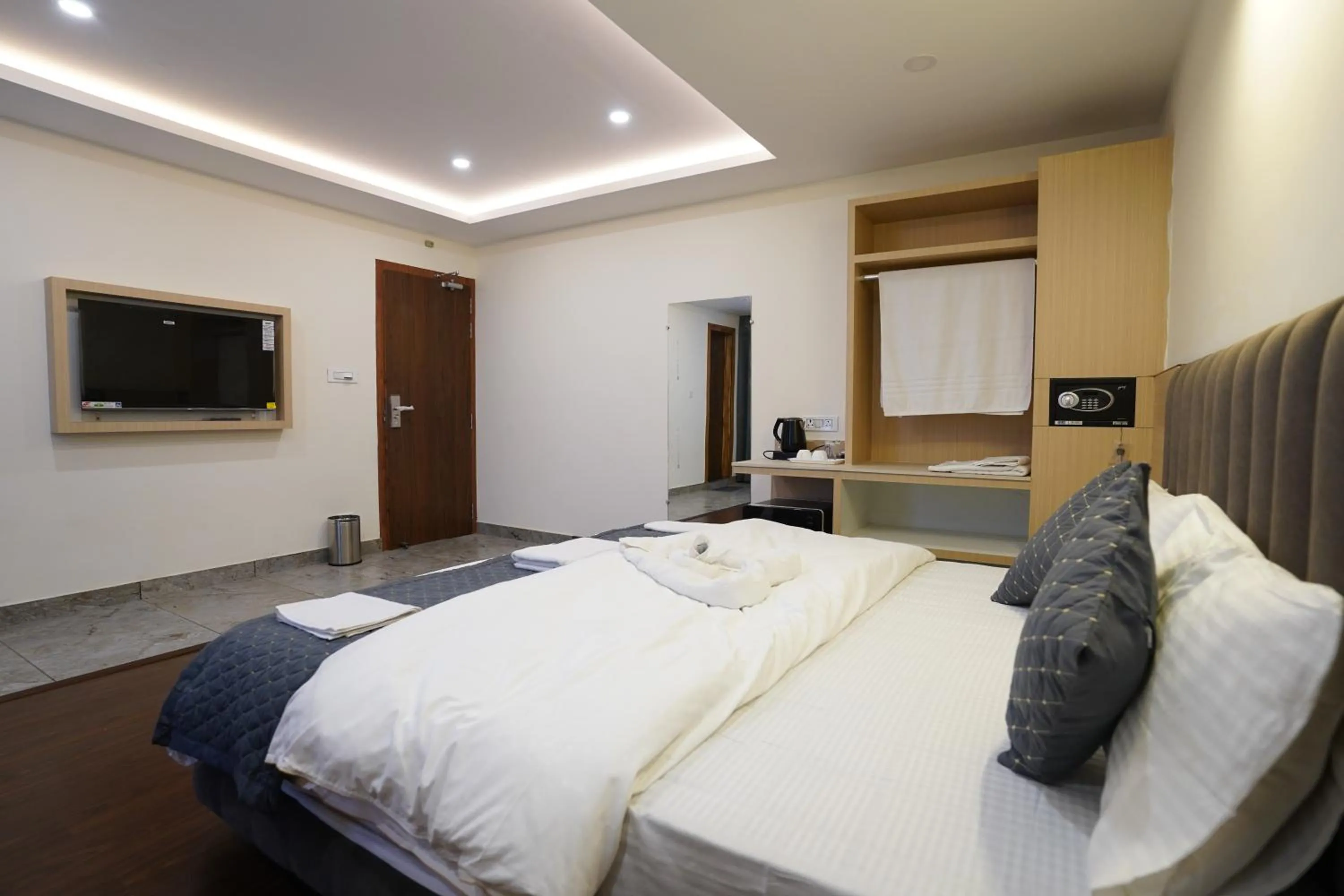 Bed in Hotel Apple Inn Managed by Arpan Travels