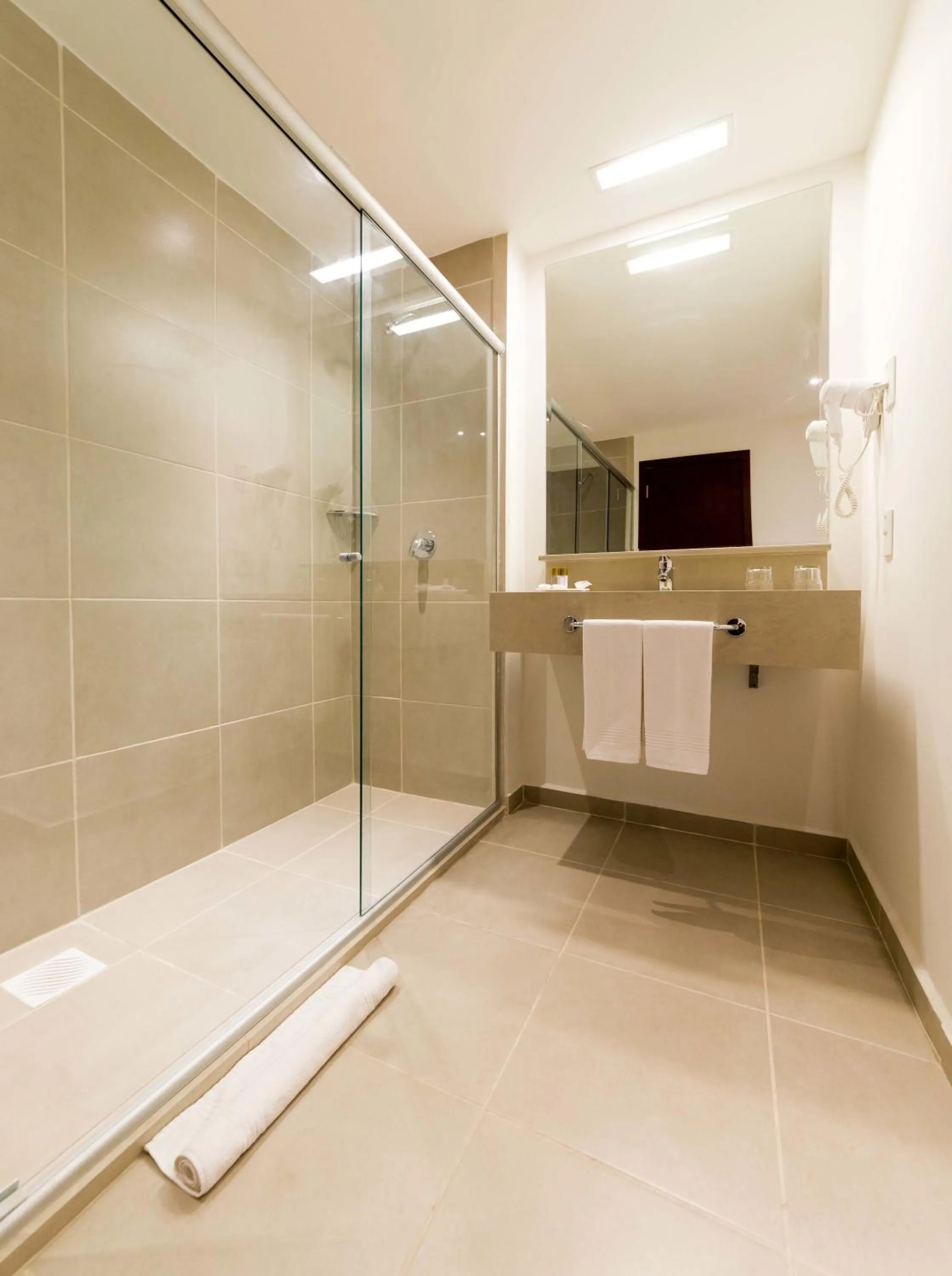 Bathroom in Tulip Inn Campos dos Goytacazes