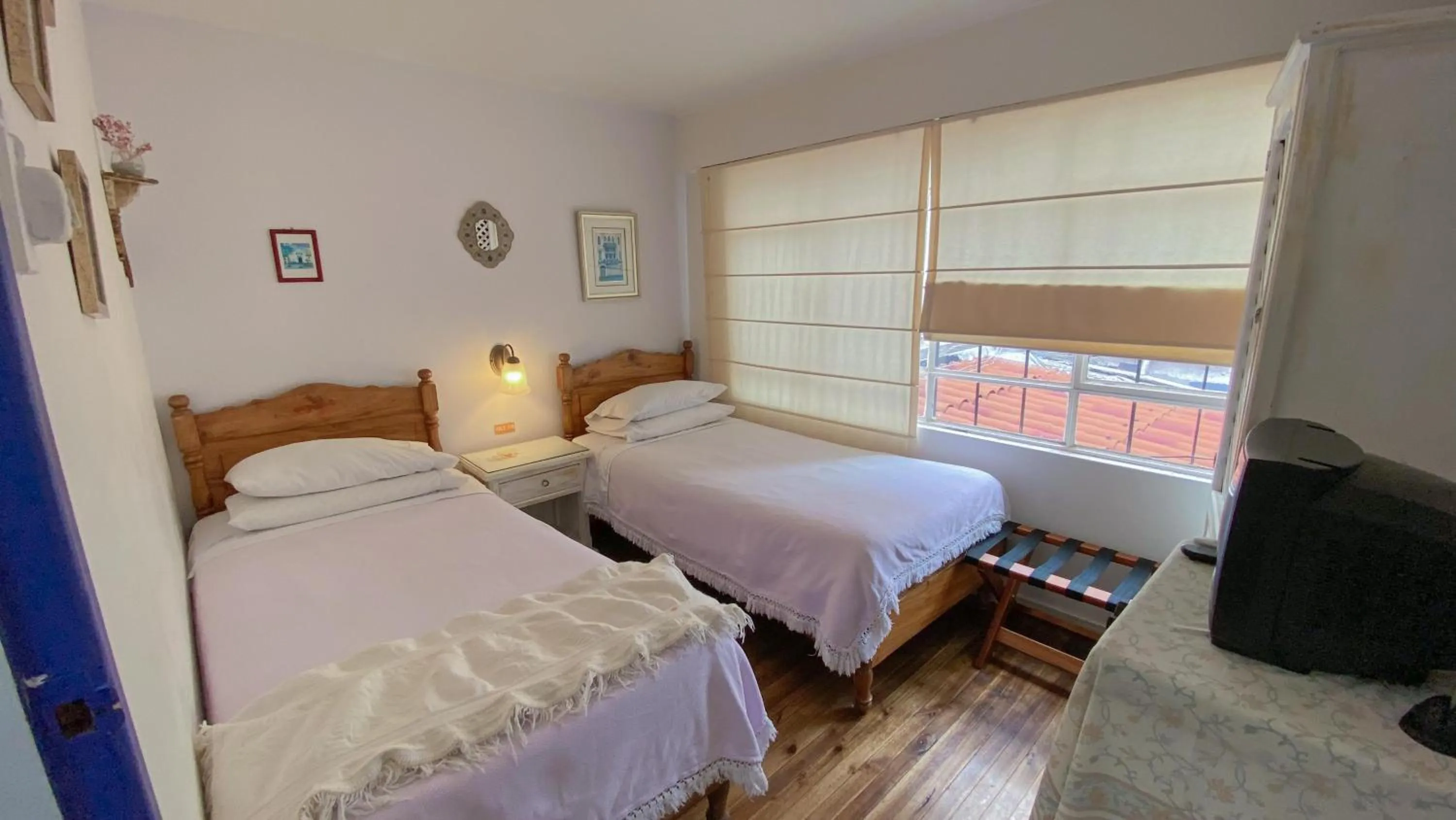 Bed in Sakti Hostal B&B