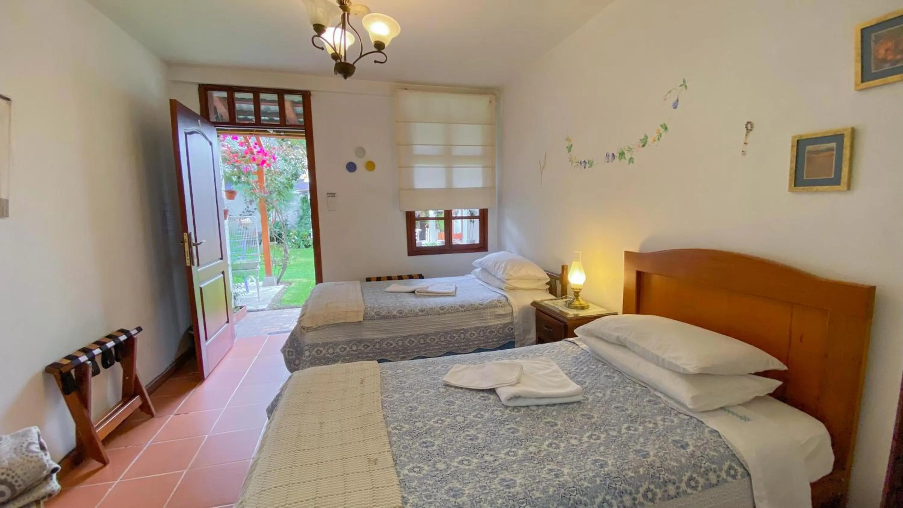 Bed in Sakti Hostal B&B