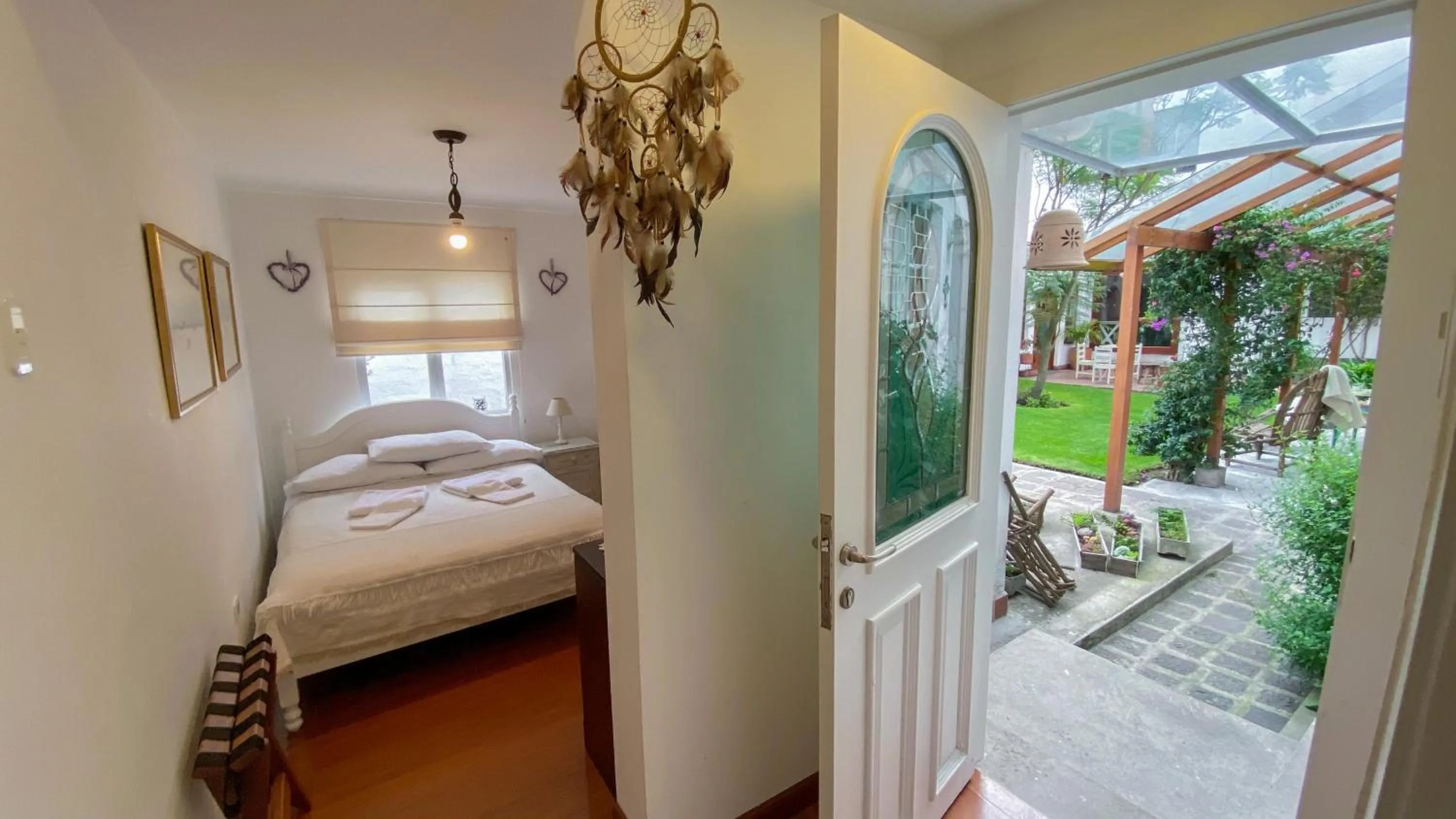 Photo of the whole room, Bed in Sakti Hostal B&B