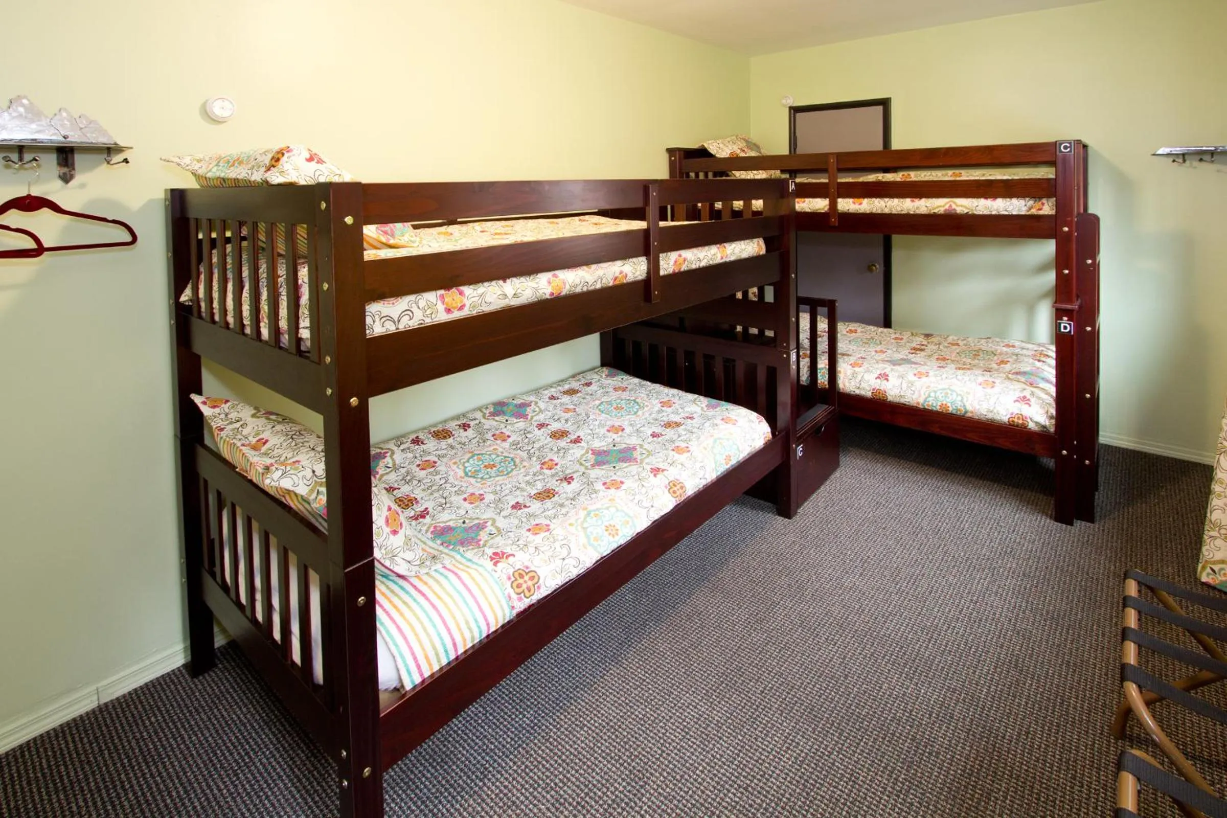 Bed in 4-Bed Female Dormitory Room in Moderne Hostel