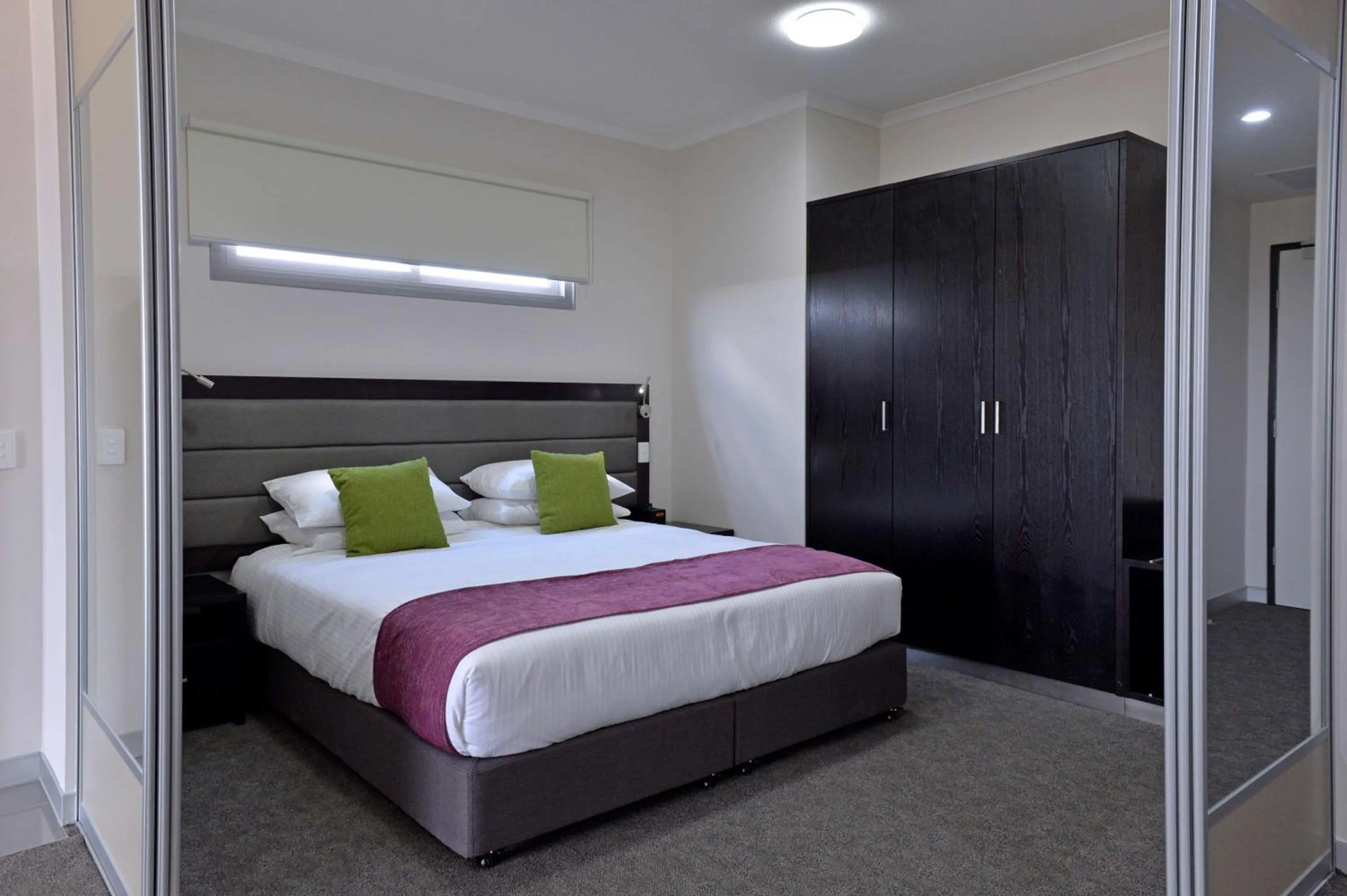 Bed in Rydges Palmerston - Darwin