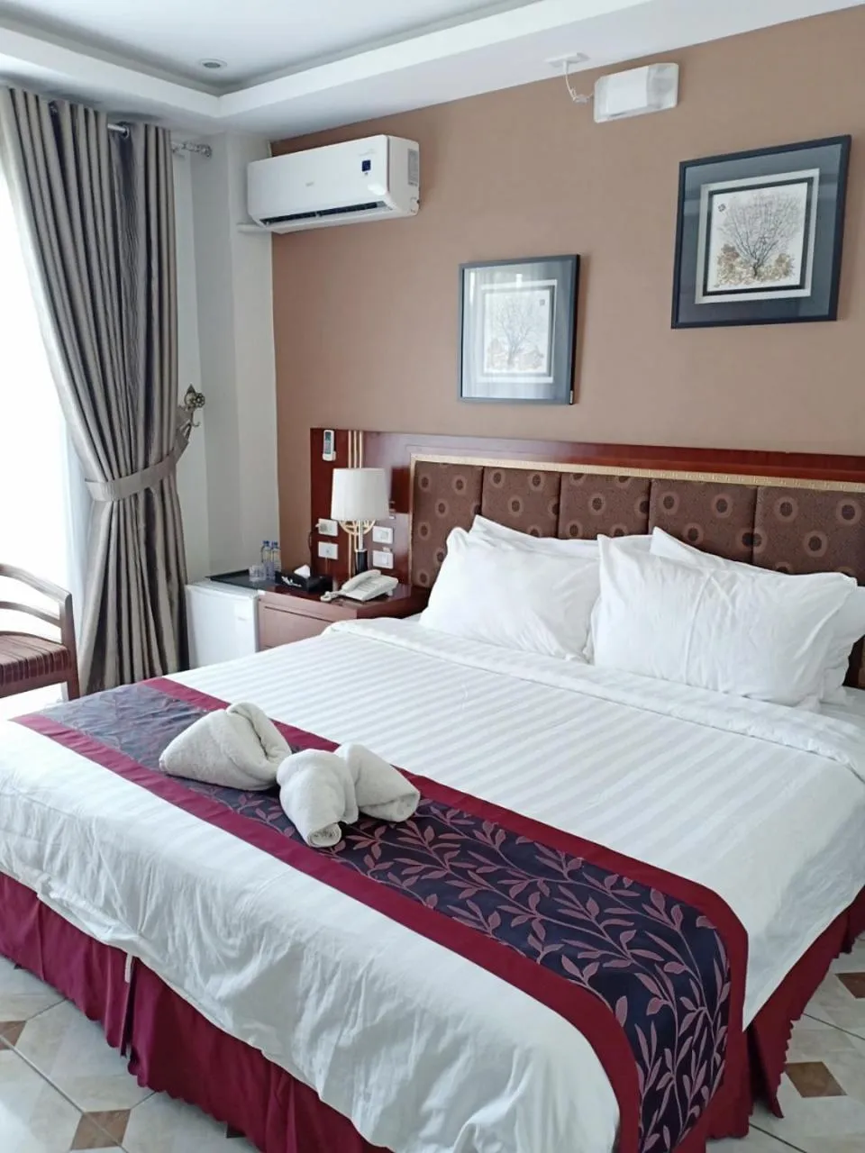 Bed in Marand Family Resort