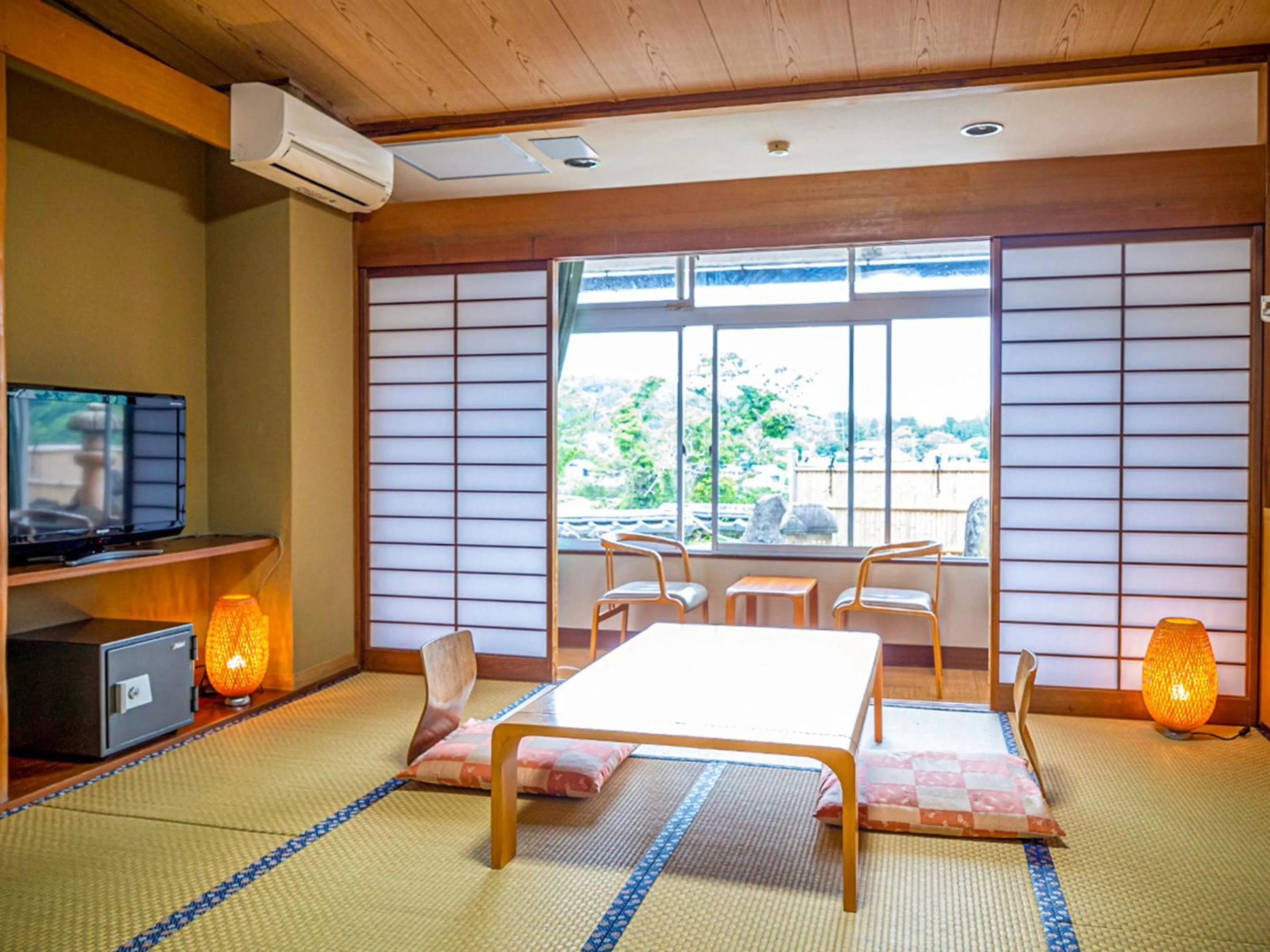 Photo of the whole room in Kameyama Onsen Hotel