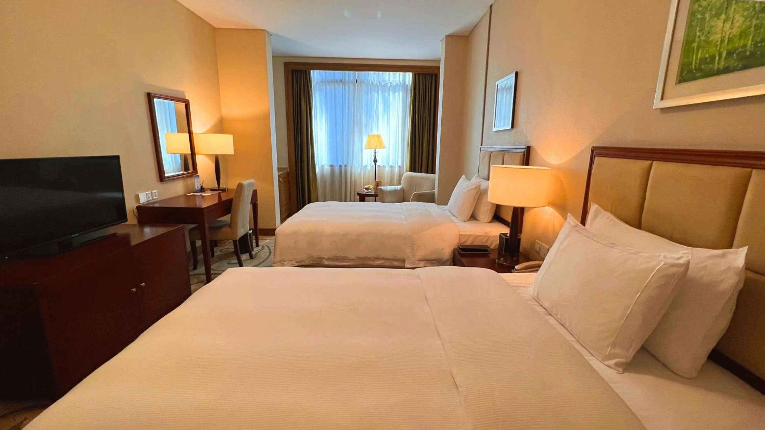 Bedroom, Bed in City Hotel Xiamen-Free Welcome Fruits