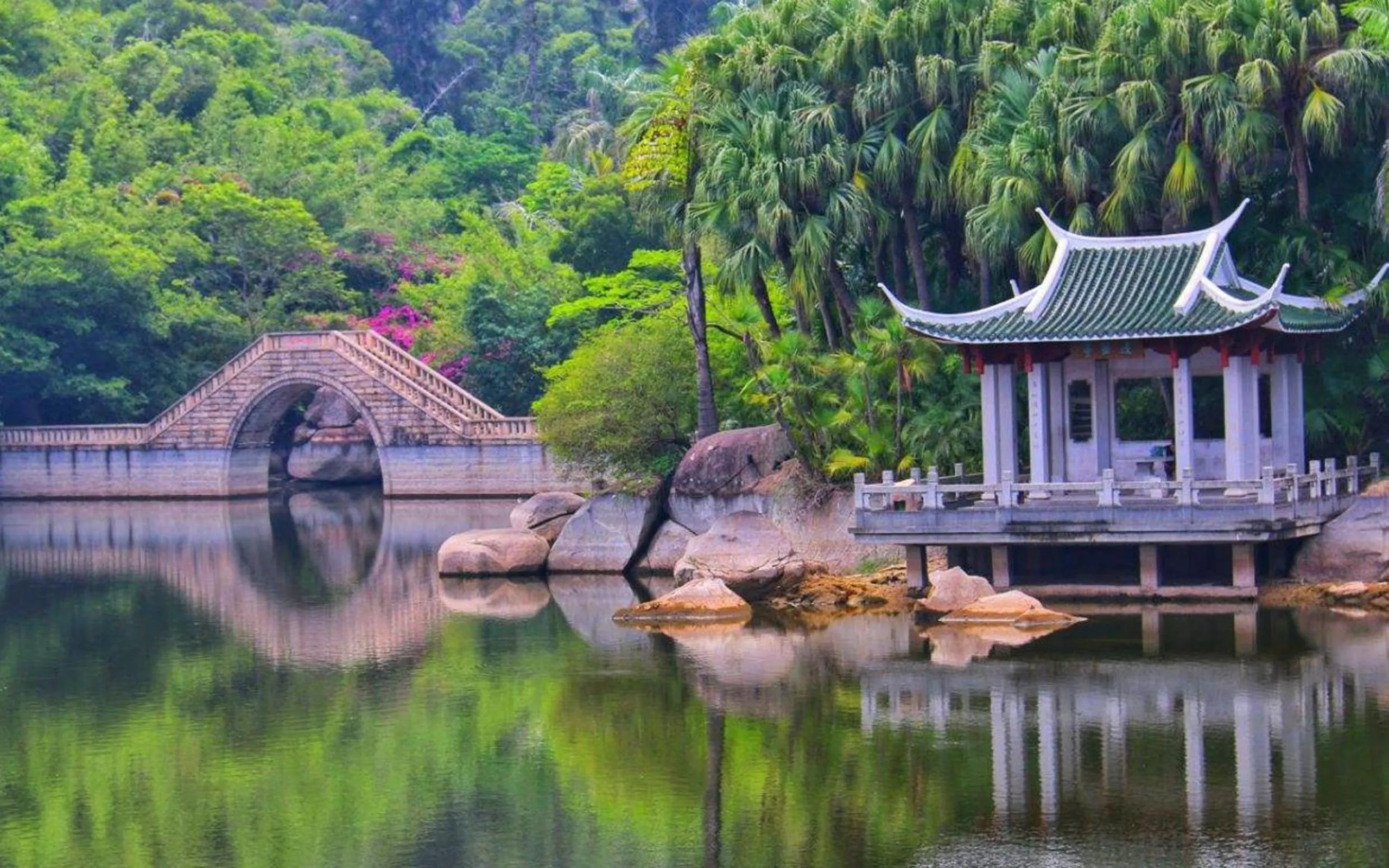 Nearby landmark in City Hotel Xiamen-Free Welcome Fruits