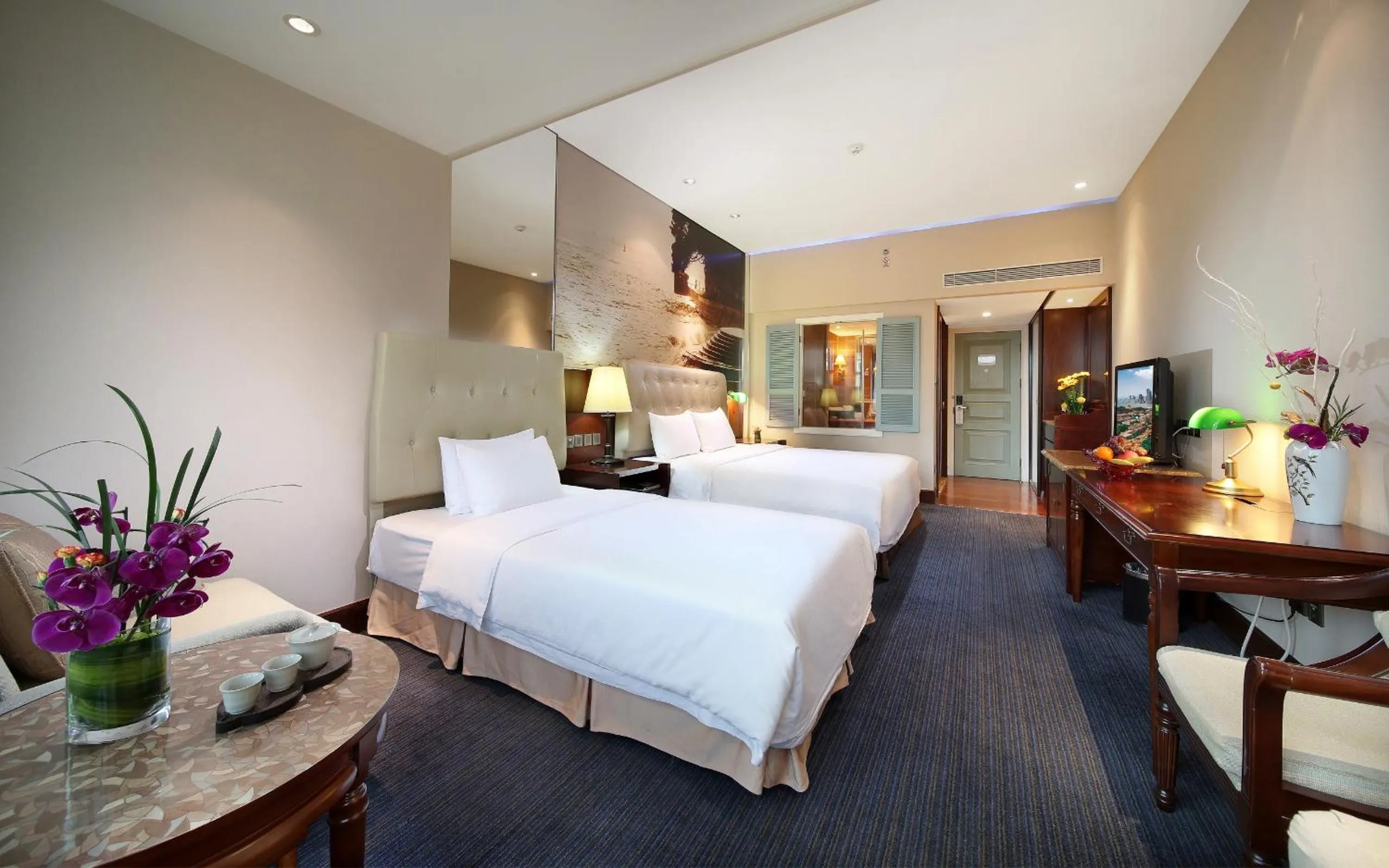 Bedroom, Bed in City Hotel Xiamen-Free Welcome Fruits