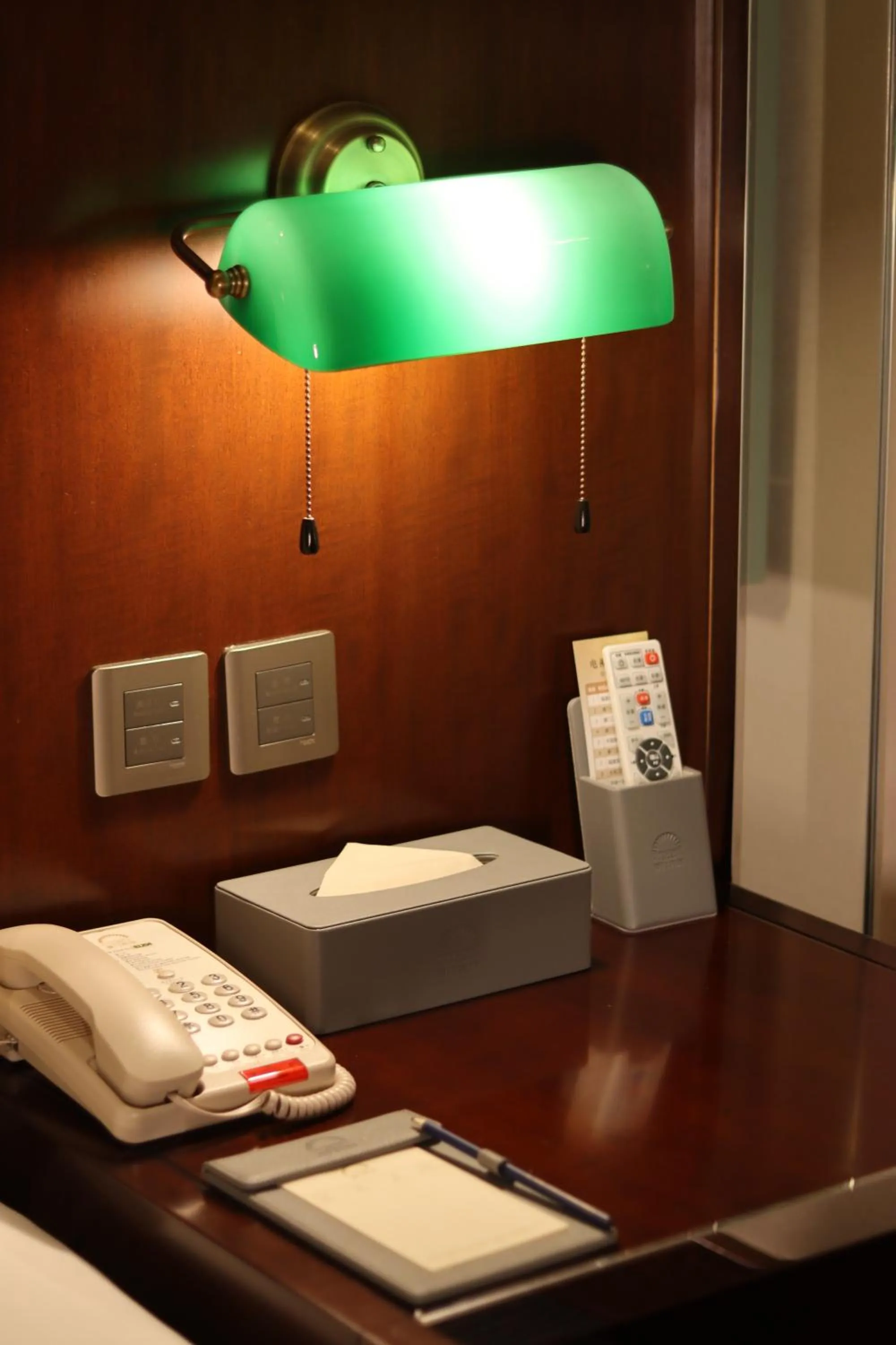 Property building, Bed in City Hotel Xiamen-Free Welcome Fruits