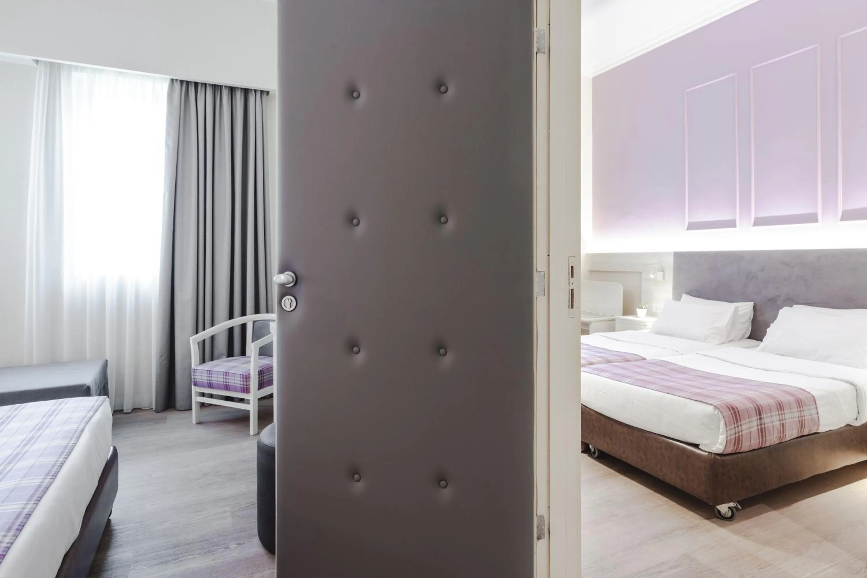 Photo of the whole room, Bed in Athens Cypria Hotel