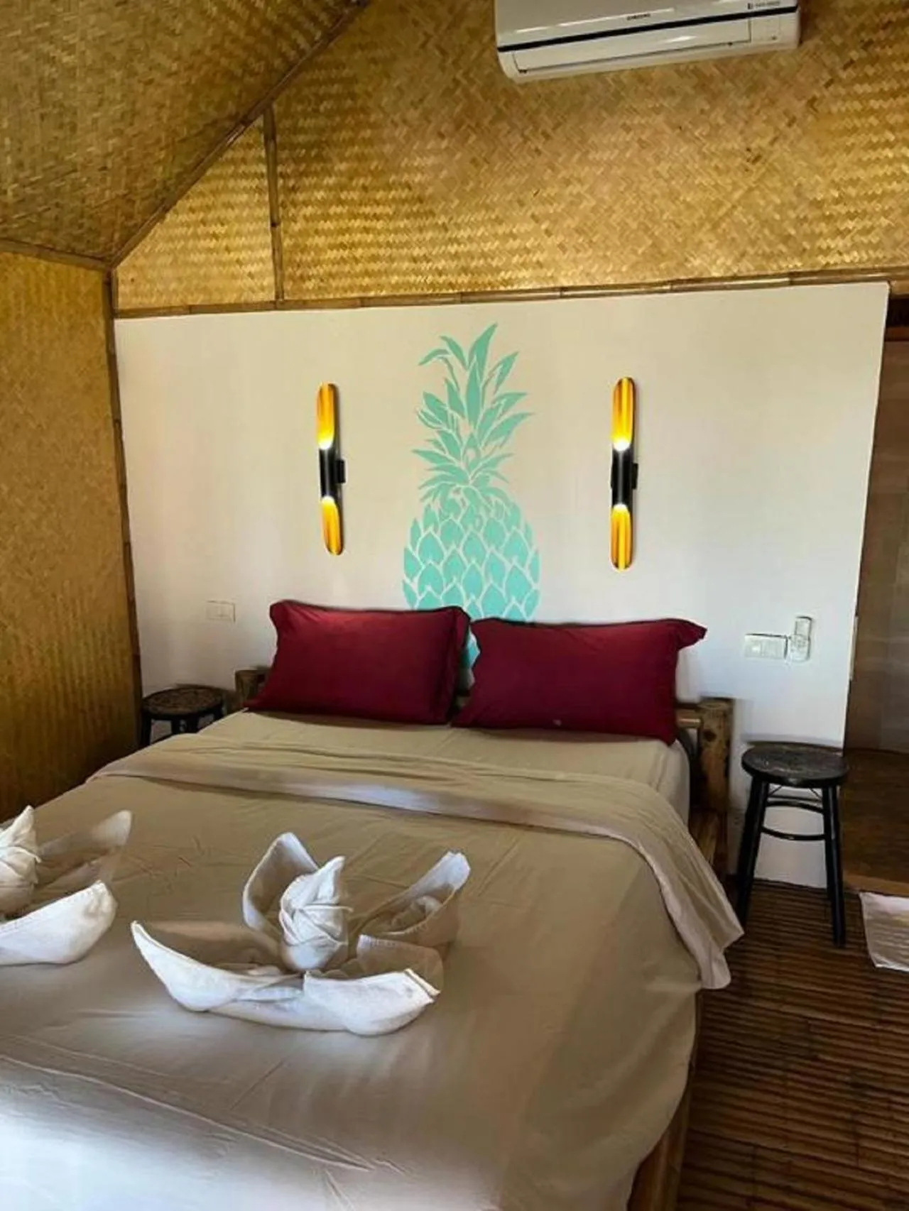 Bed in Margarita Beach