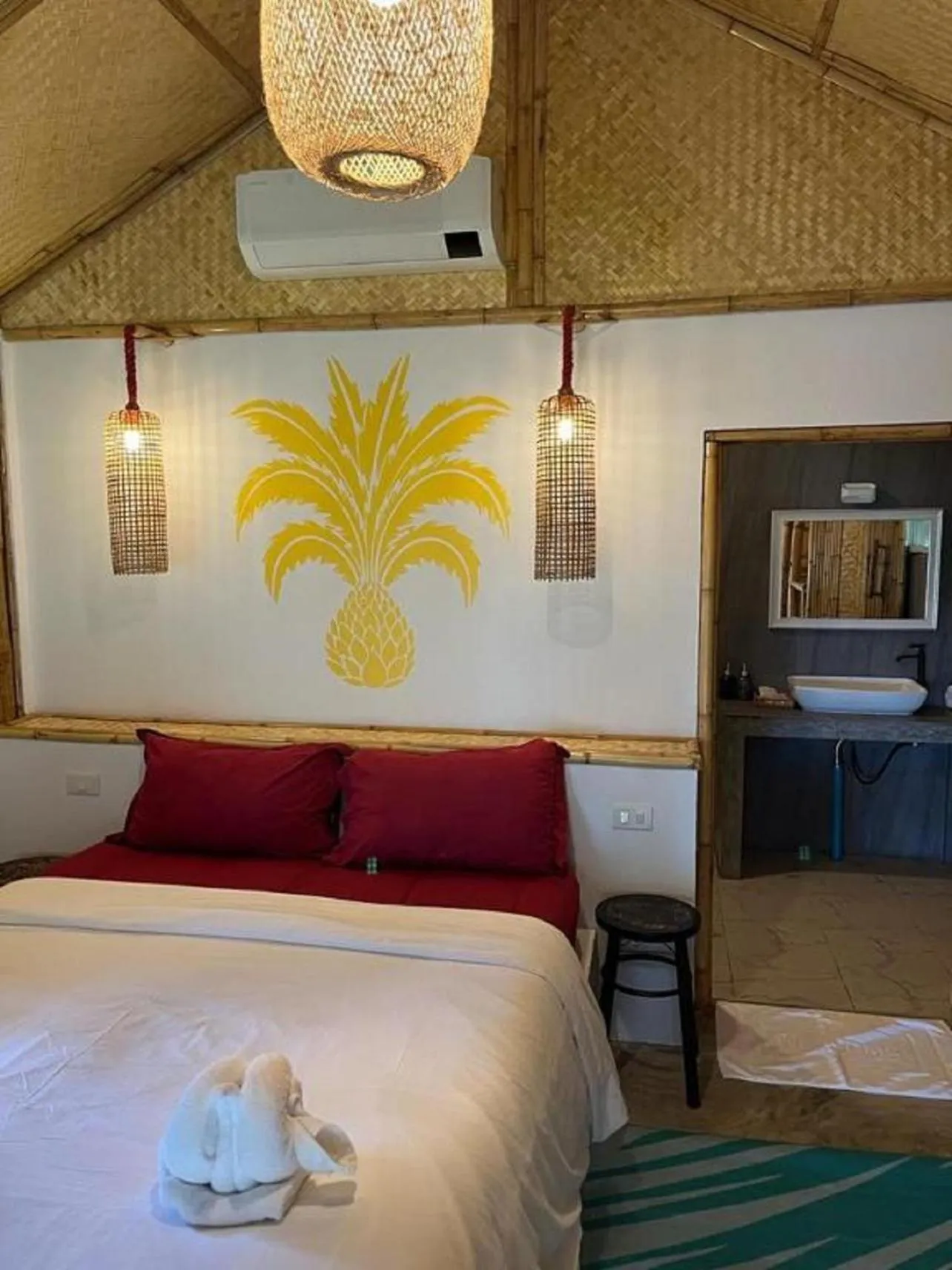 Bed in Margarita Beach