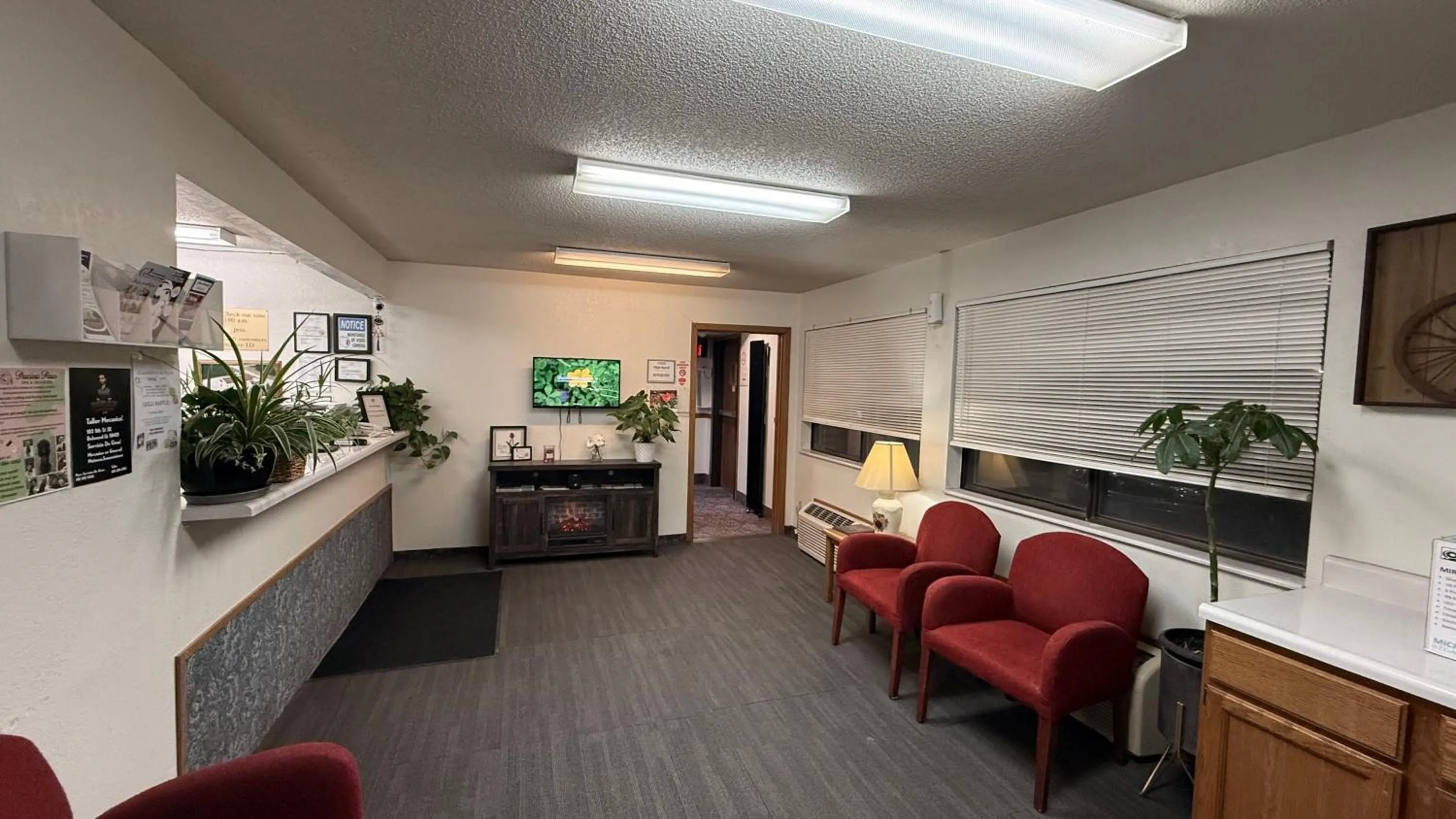 Lobby or reception in clarion hometown inn