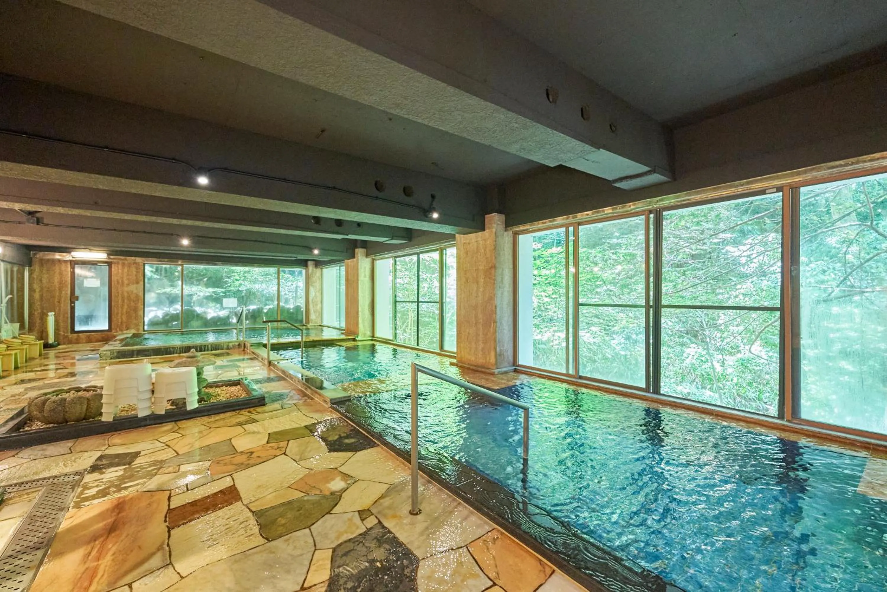 Hot Spring Bath in Hakone Yumoto hotel