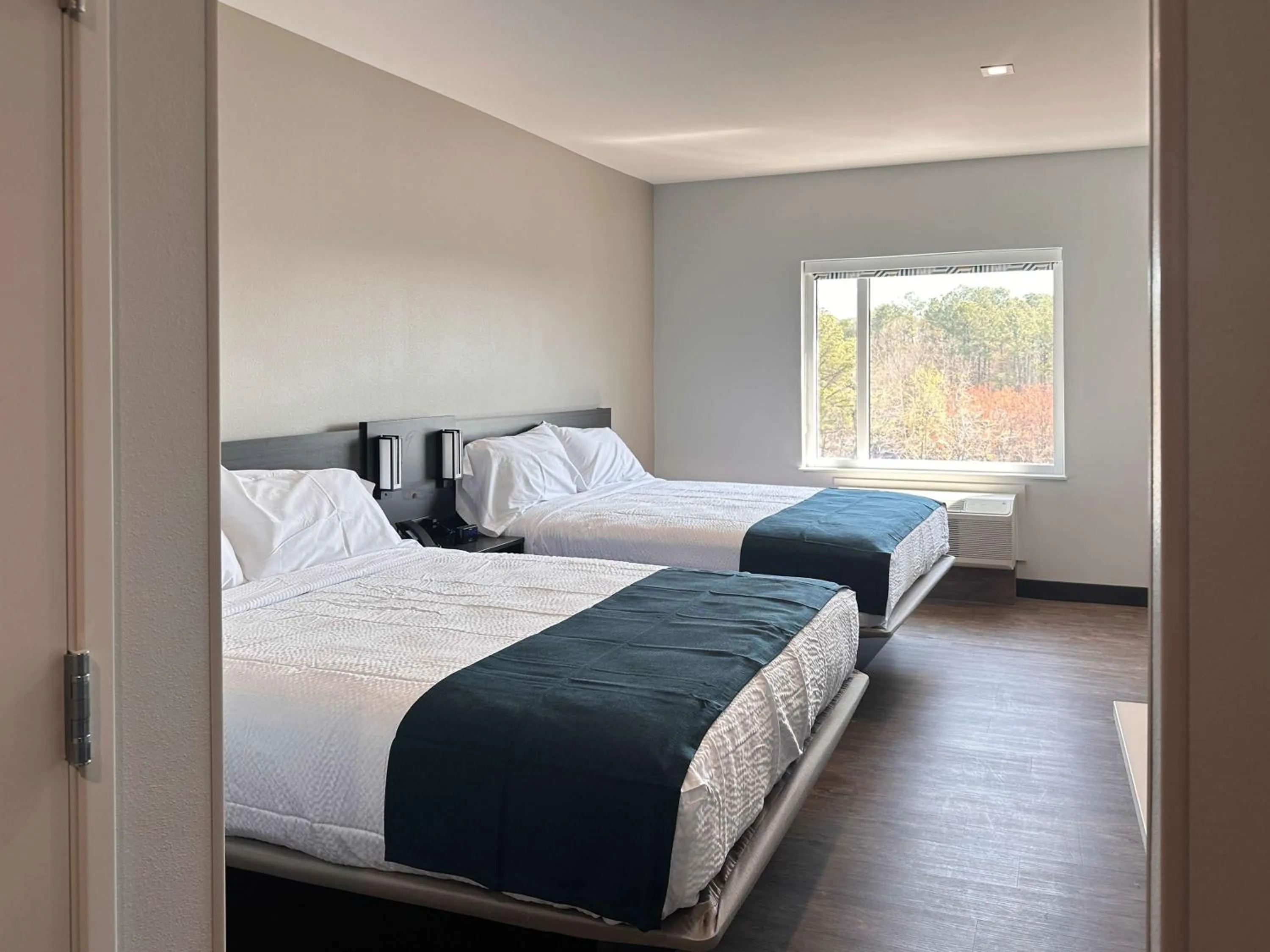 Bedroom, Bed in Studio 6 Richmond Airport