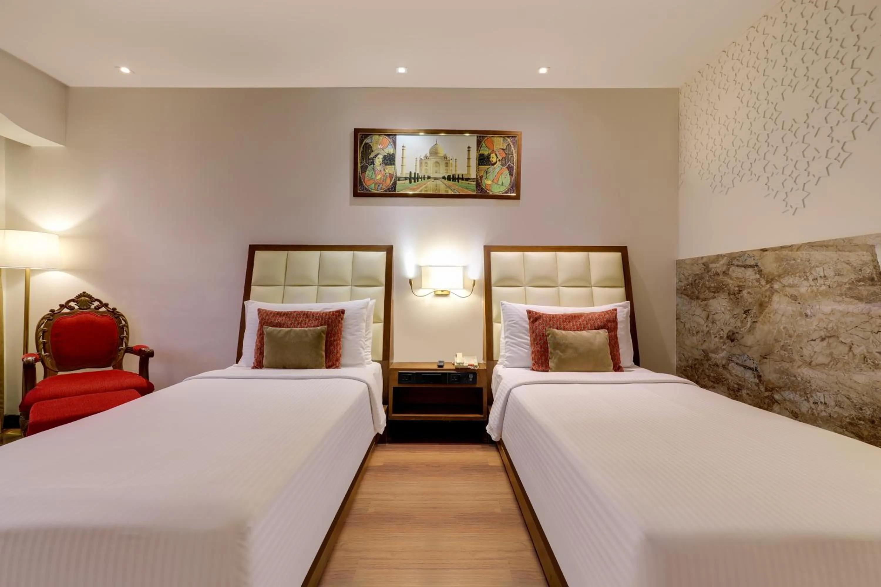 Bedroom, Bed in Saura Hotel, Agra - A Club Mahindra Associate