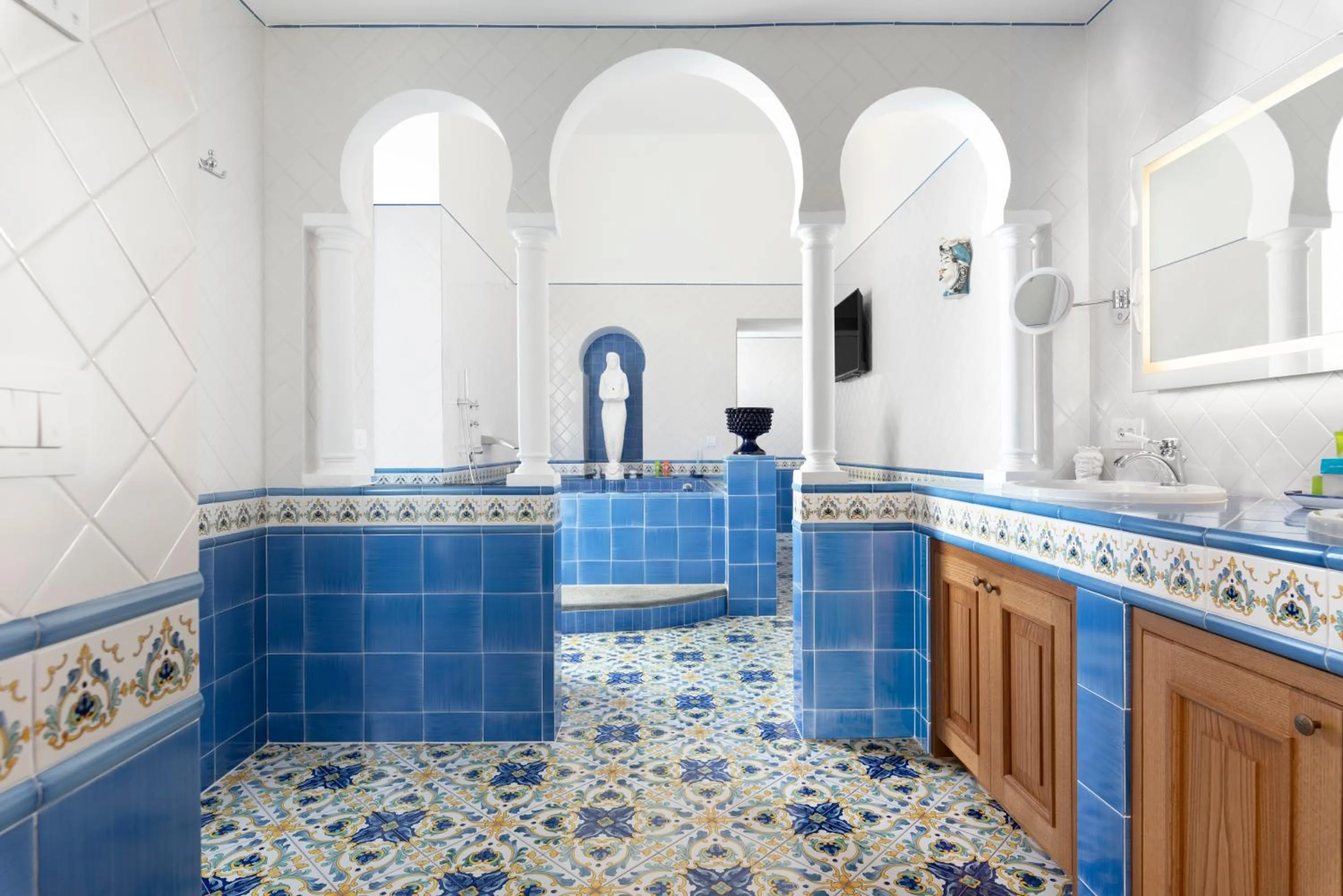 Hot Tub in Hotel La Tonnarella