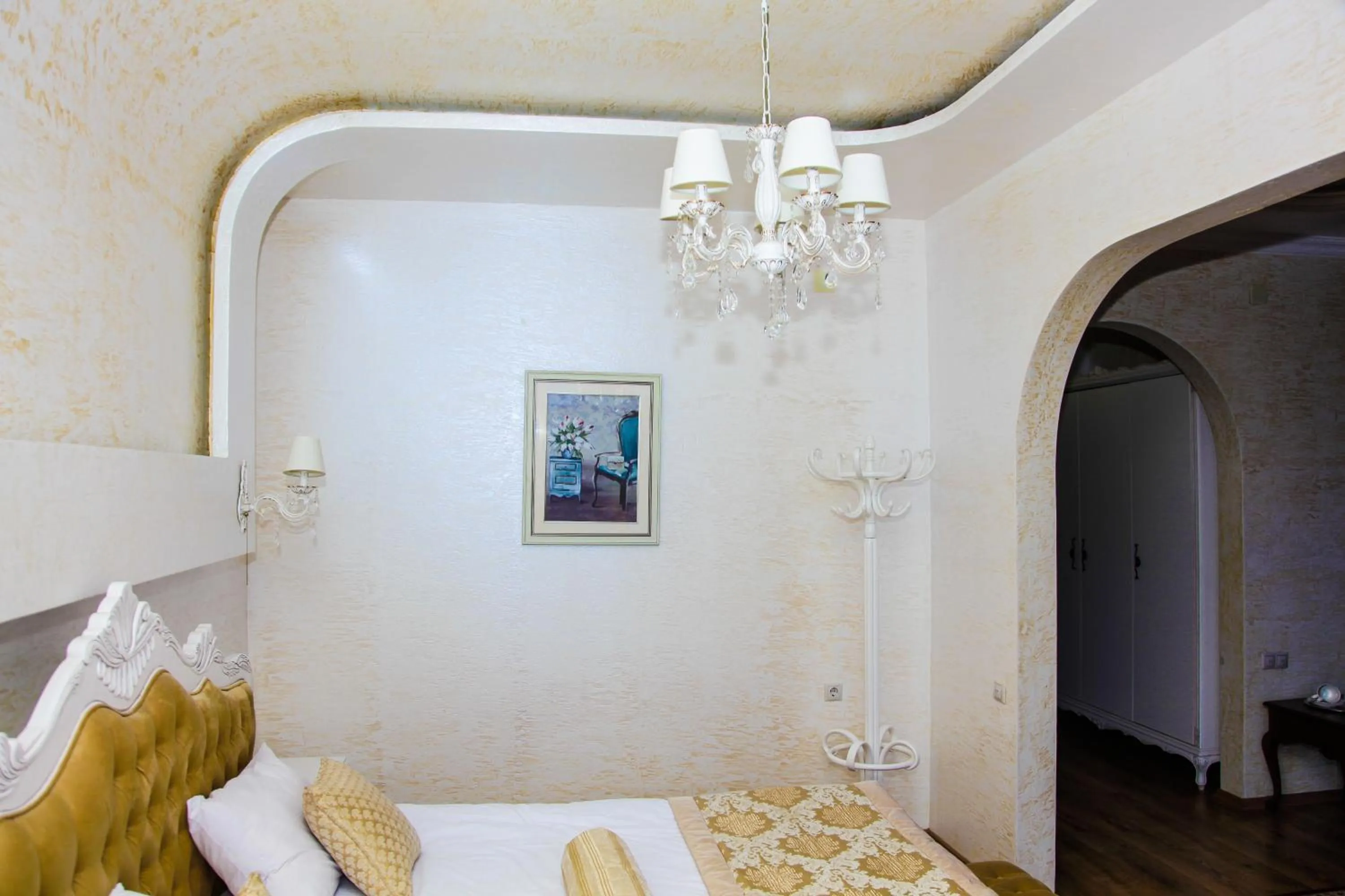 Bed in Iberia Palace Hotel