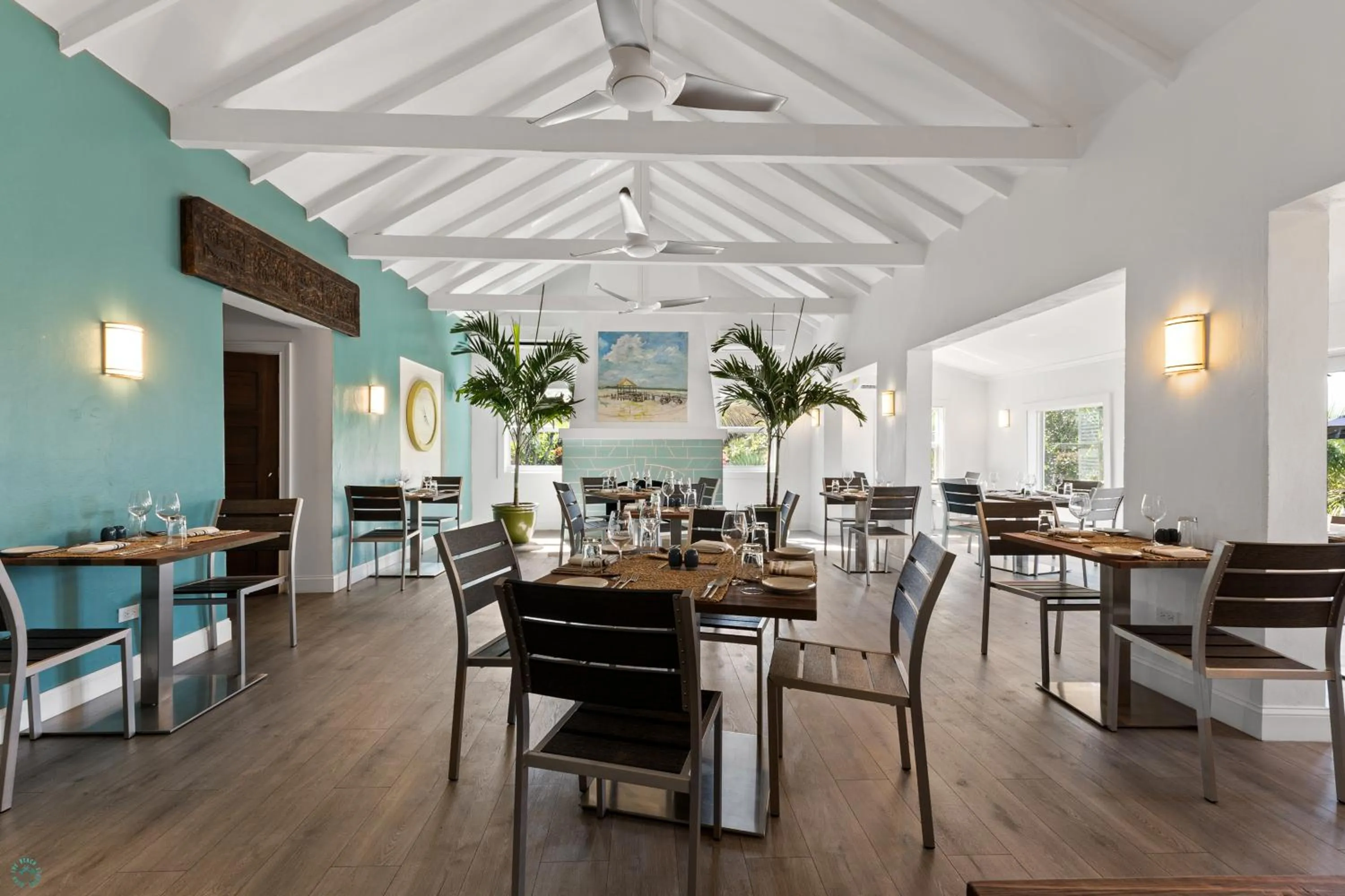 Restaurant/places to eat in Romora Bay Resort & Marina