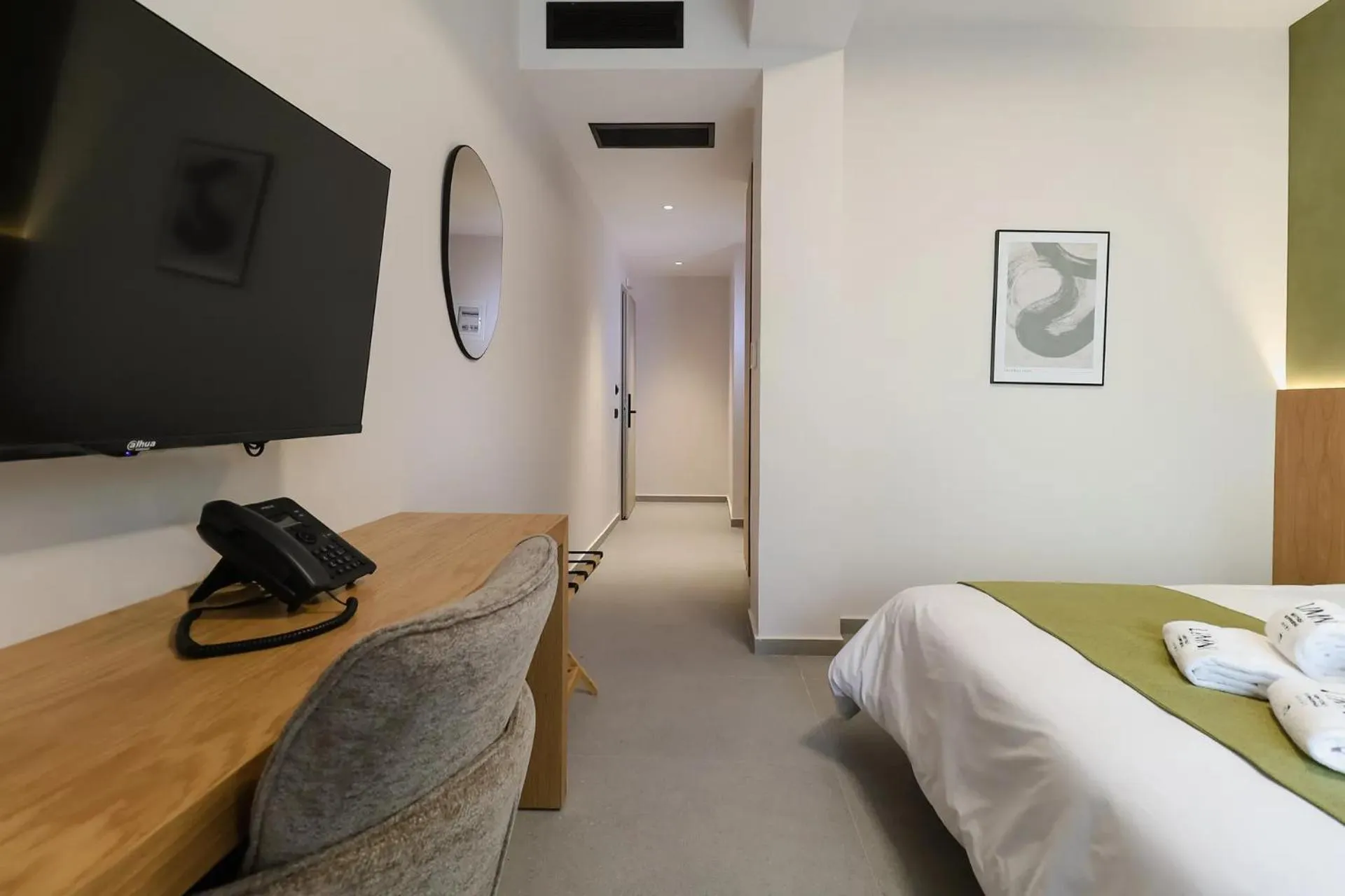 TV and multimedia, Bed in LIMNI Boutique Experience Evia