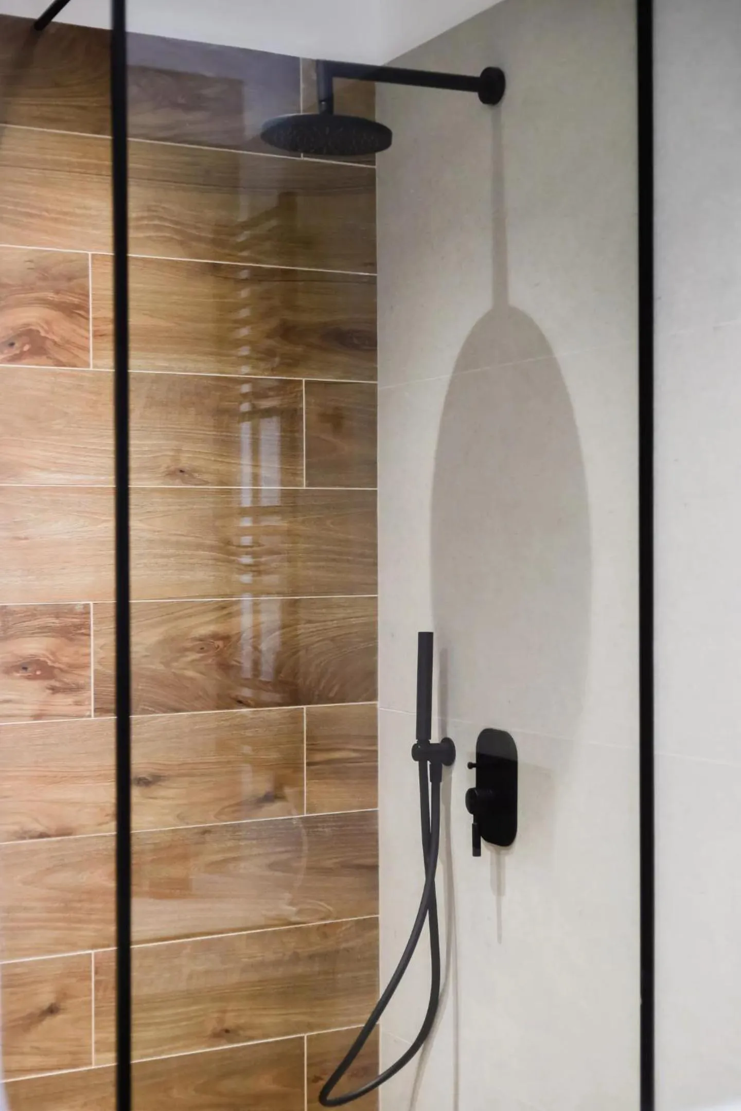 Shower in LIMNI Boutique Experience Evia