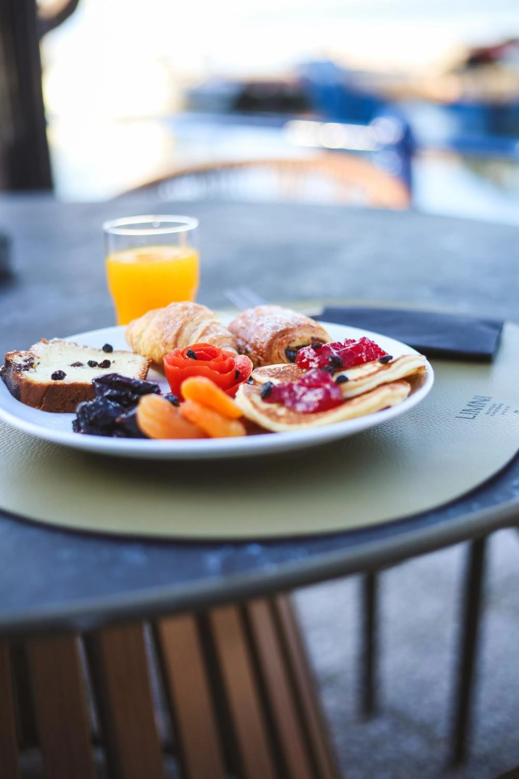 Food and drinks in LIMNI Boutique Experience Evia