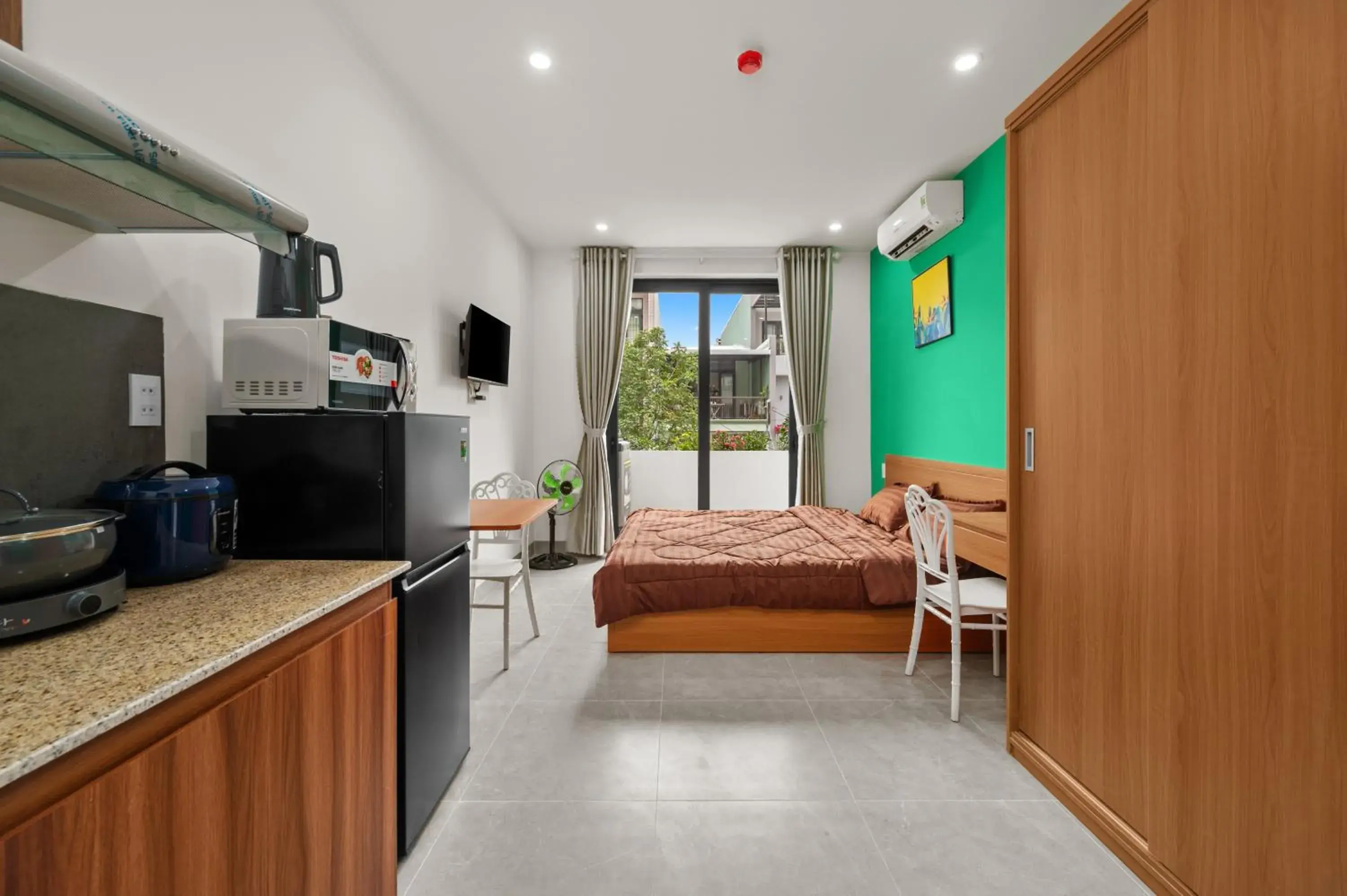 One-Bedroom Apartment - single occupancy in Saluton House One-Bedroom Apartment - single occupancy in Saluton House