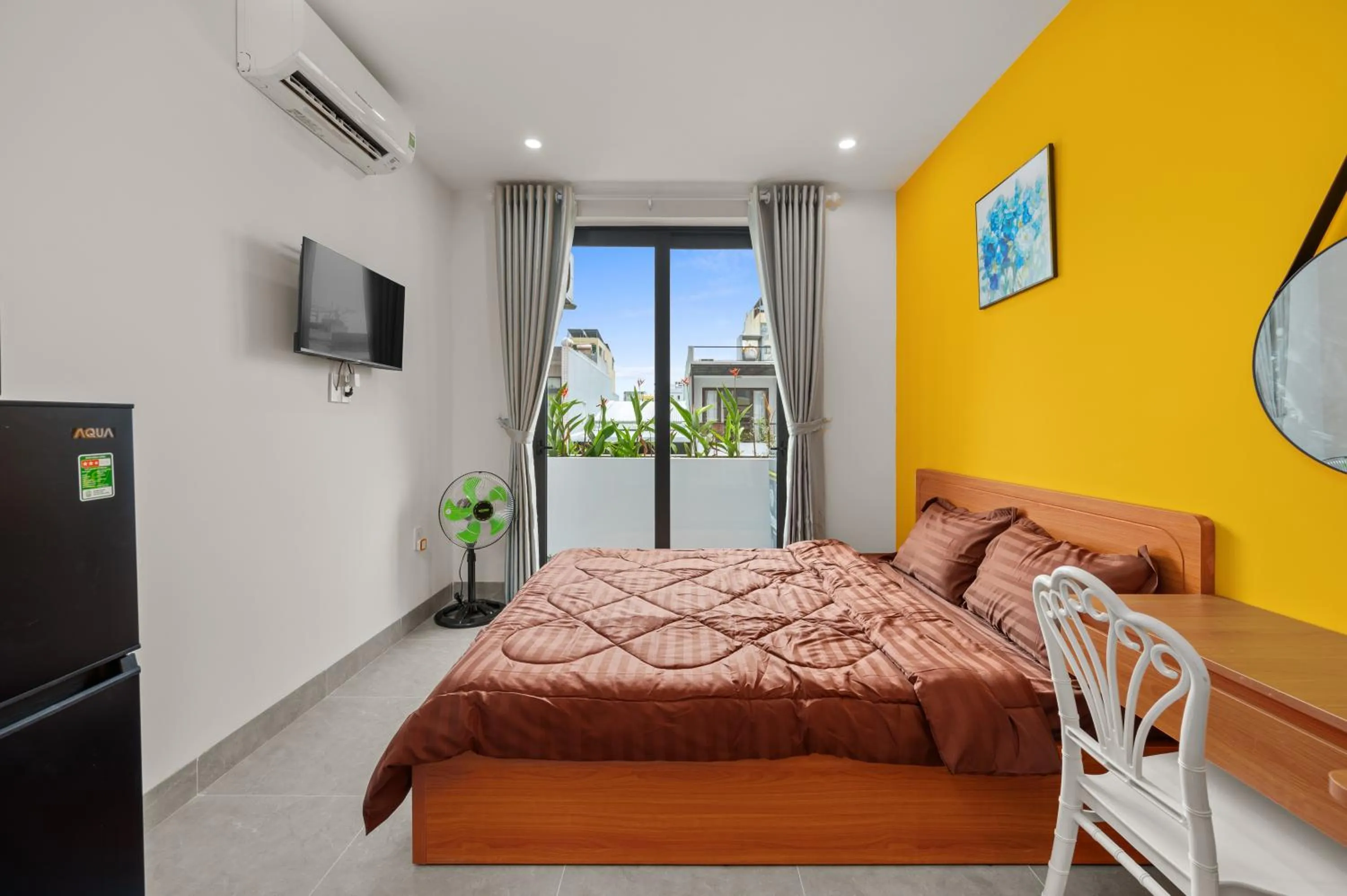 Bedroom, Bed in Saluton House