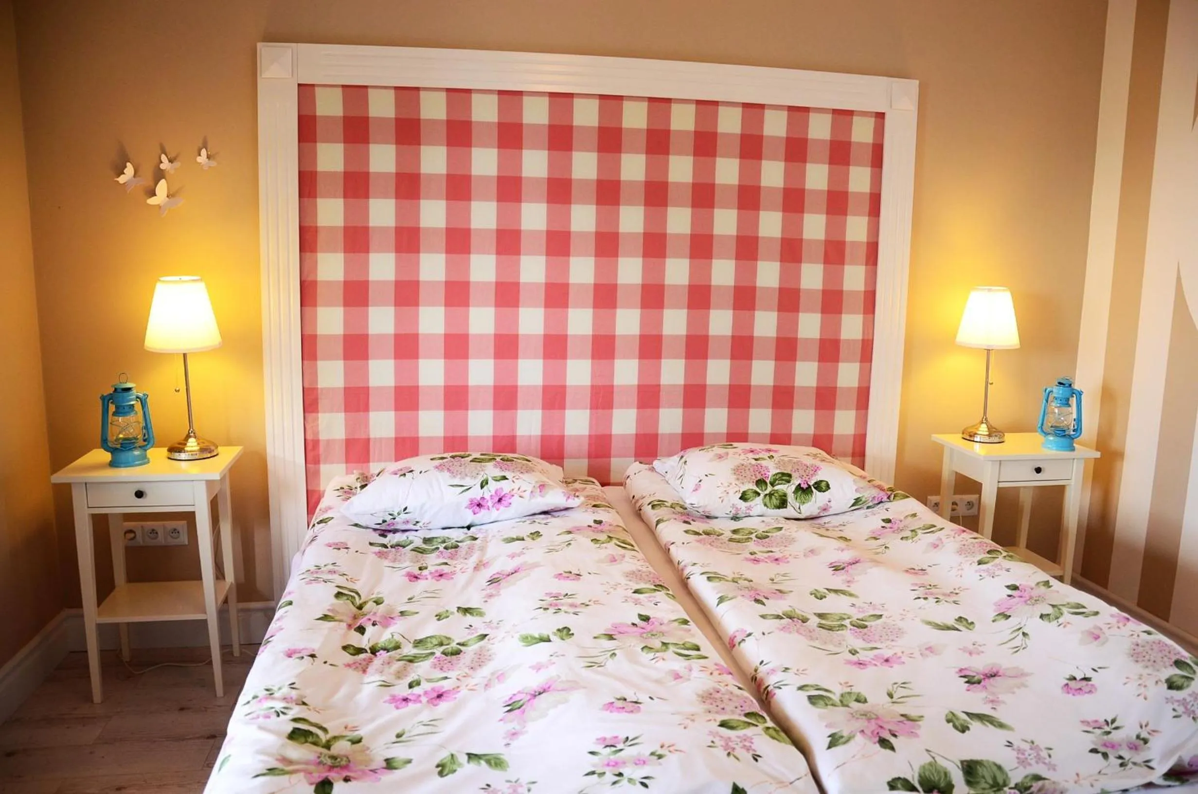 Bed in Stare Sady Chillout Rooms "Pod Jabłoniami"