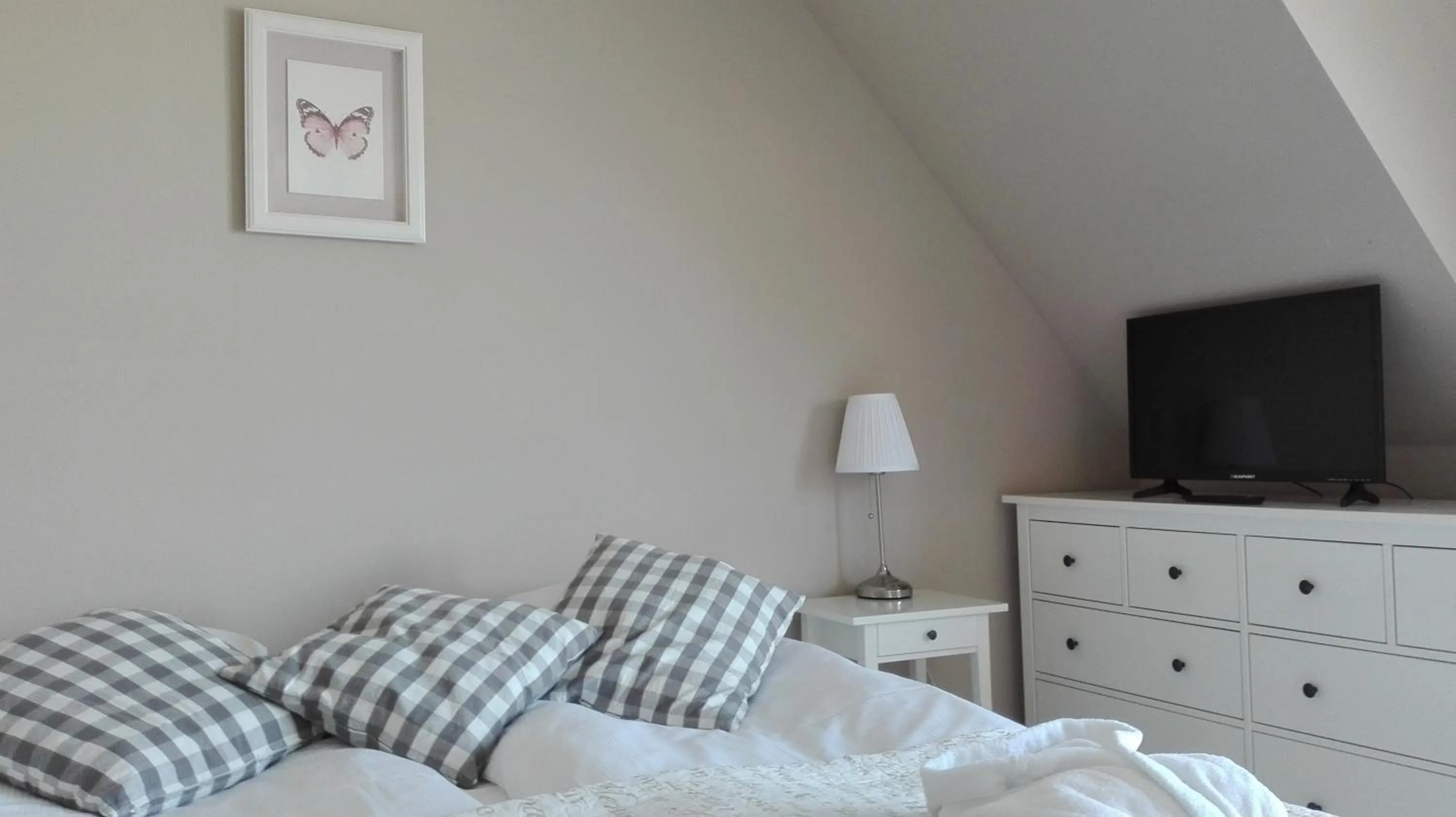 Bed in Stare Sady Chillout Rooms "Pod Jabłoniami"