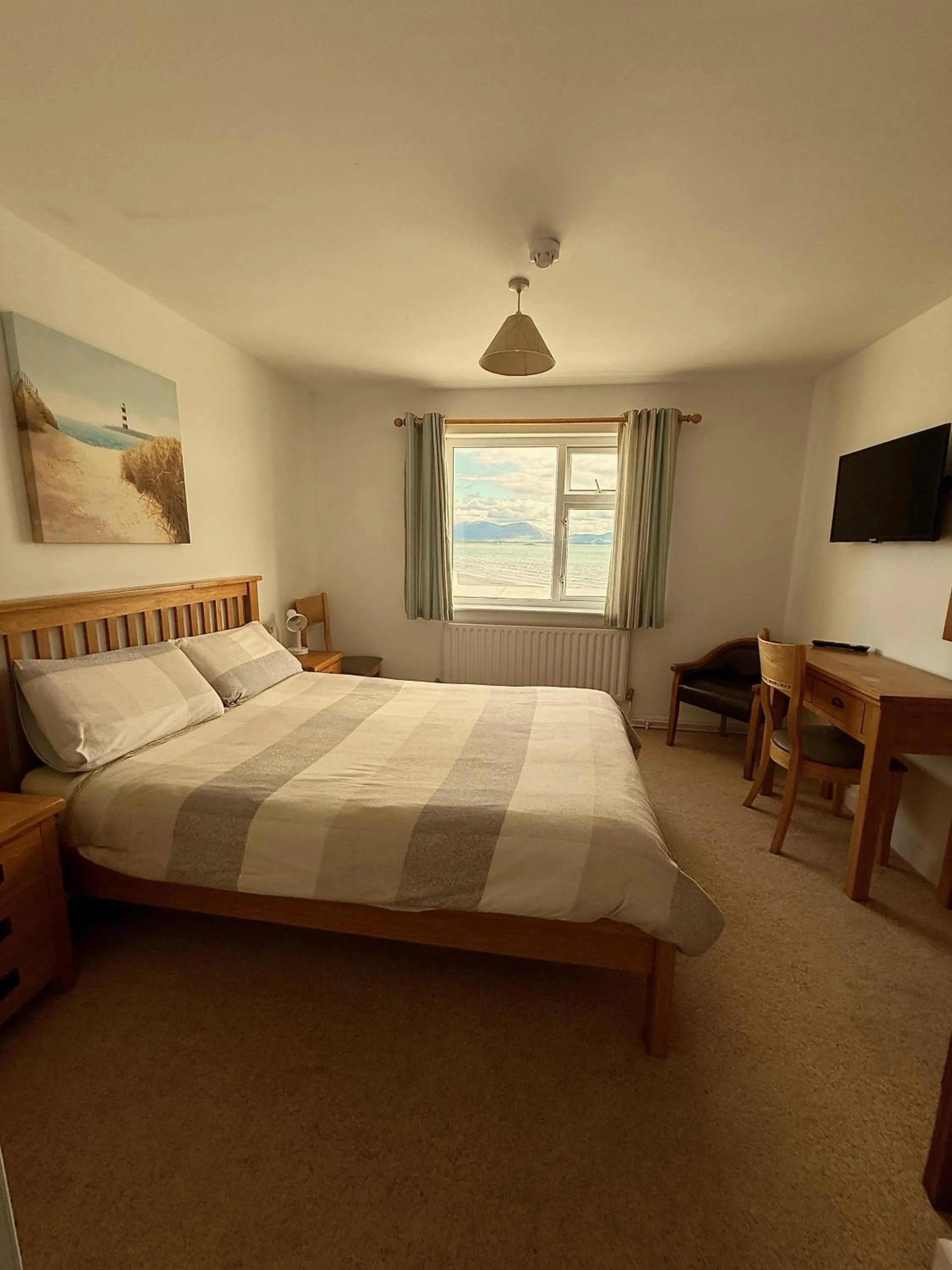 Bed in O'Neill's Bed&Breakfast