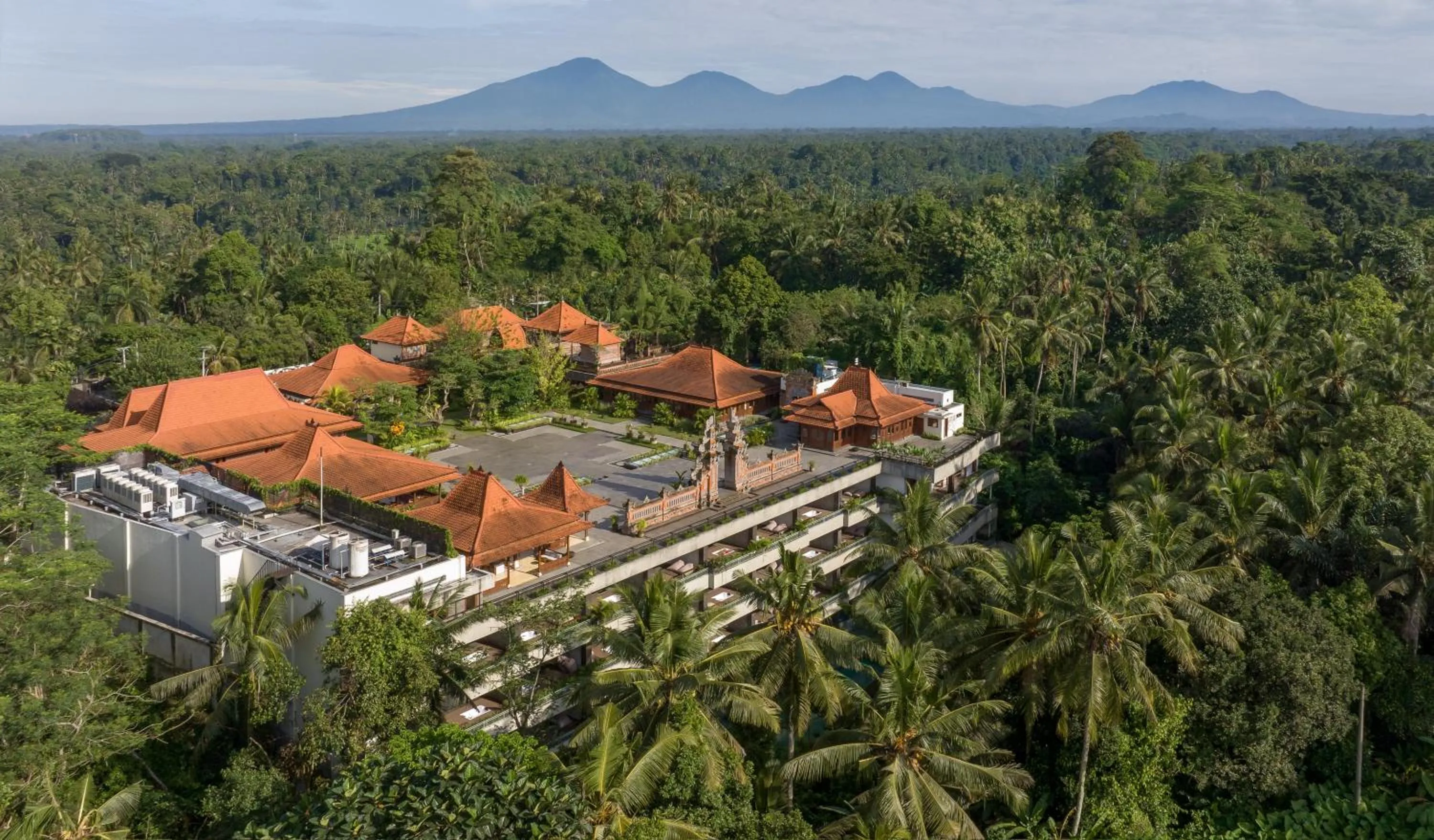 Property building in Anumana De Suite