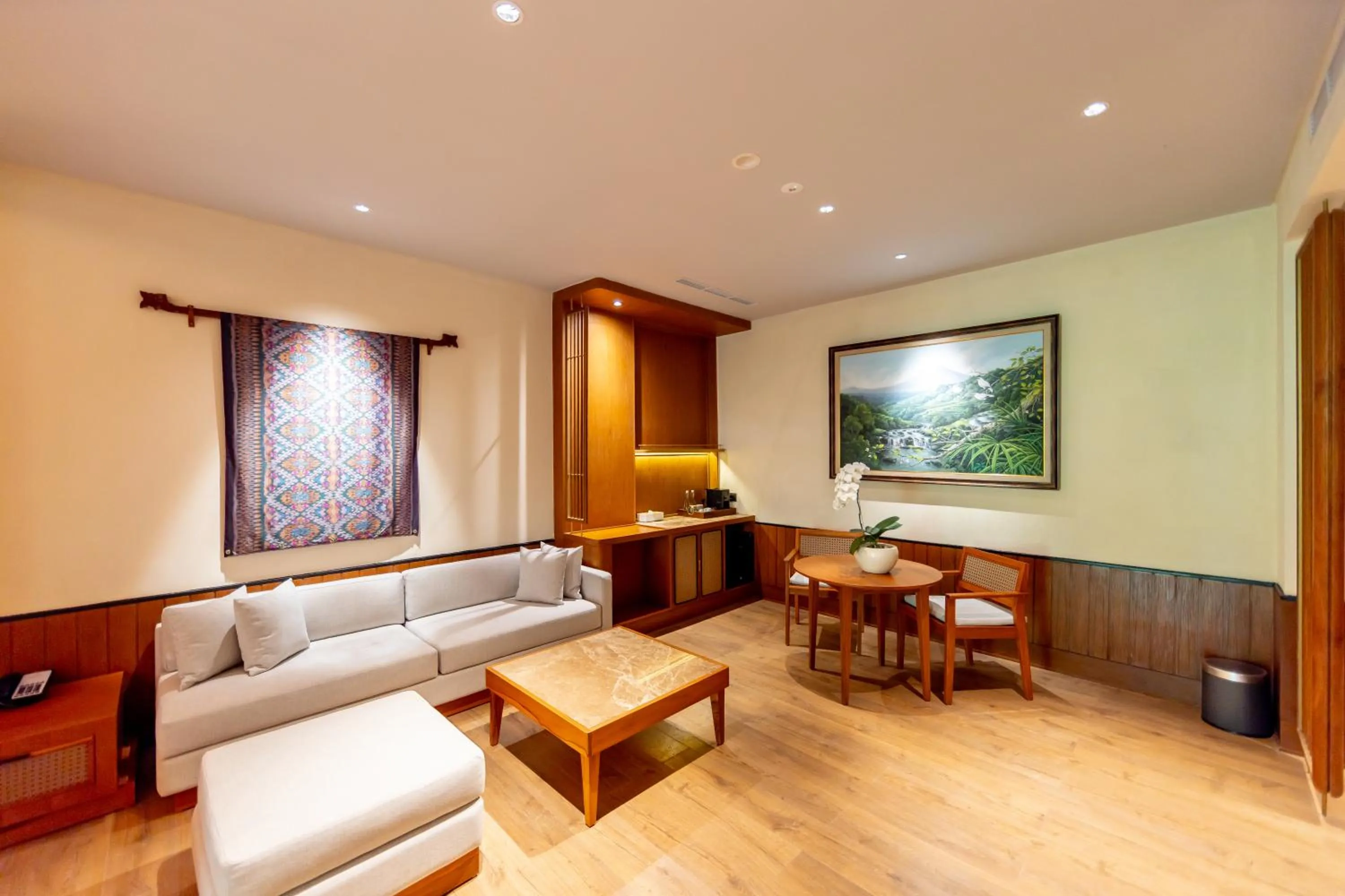 Seating area in Anumana De Suite