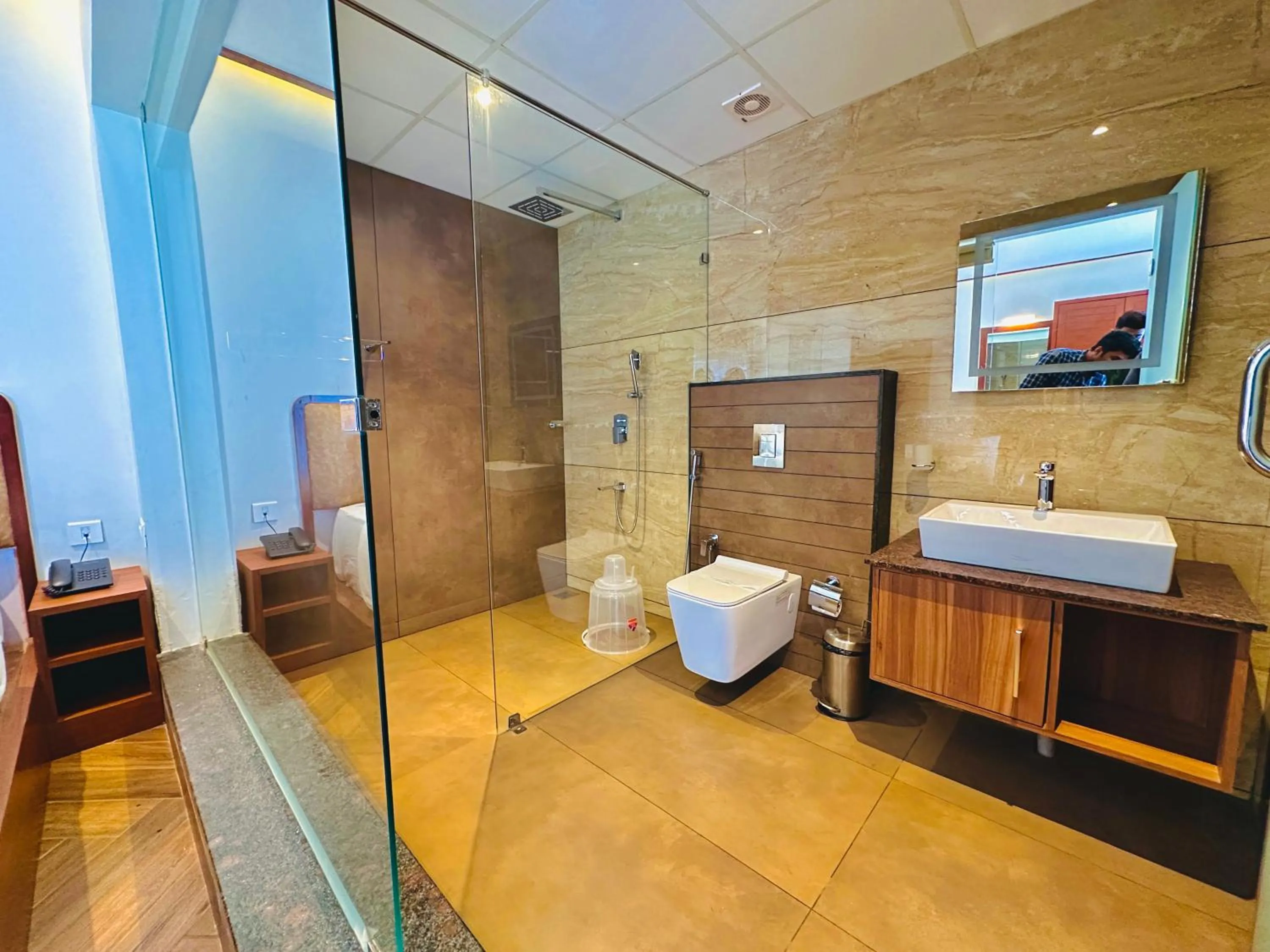 Shower in Talenresort Vythiri Villas