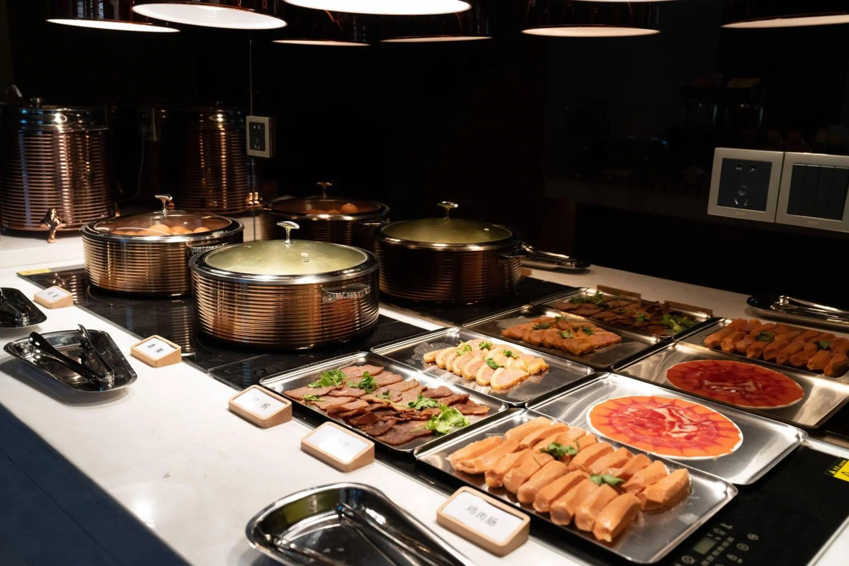 Breakfast in Quality Hotel Wuyi