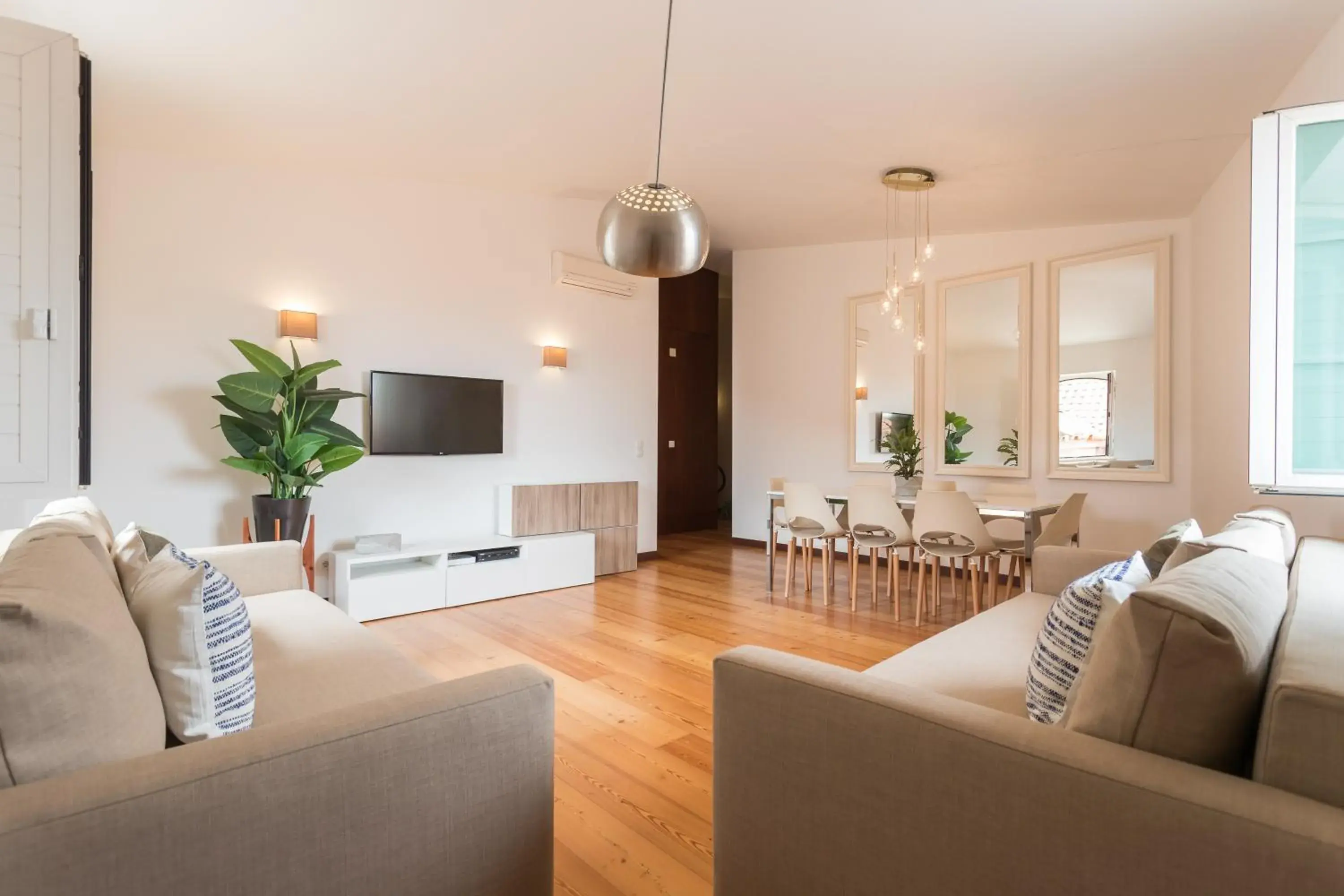 Alfama Modern Two Bedroom Apartment w River View and Parking by LU Holidays Alfama Modern Two Bedroom Apartment w River View and Parking by LU Holidays
