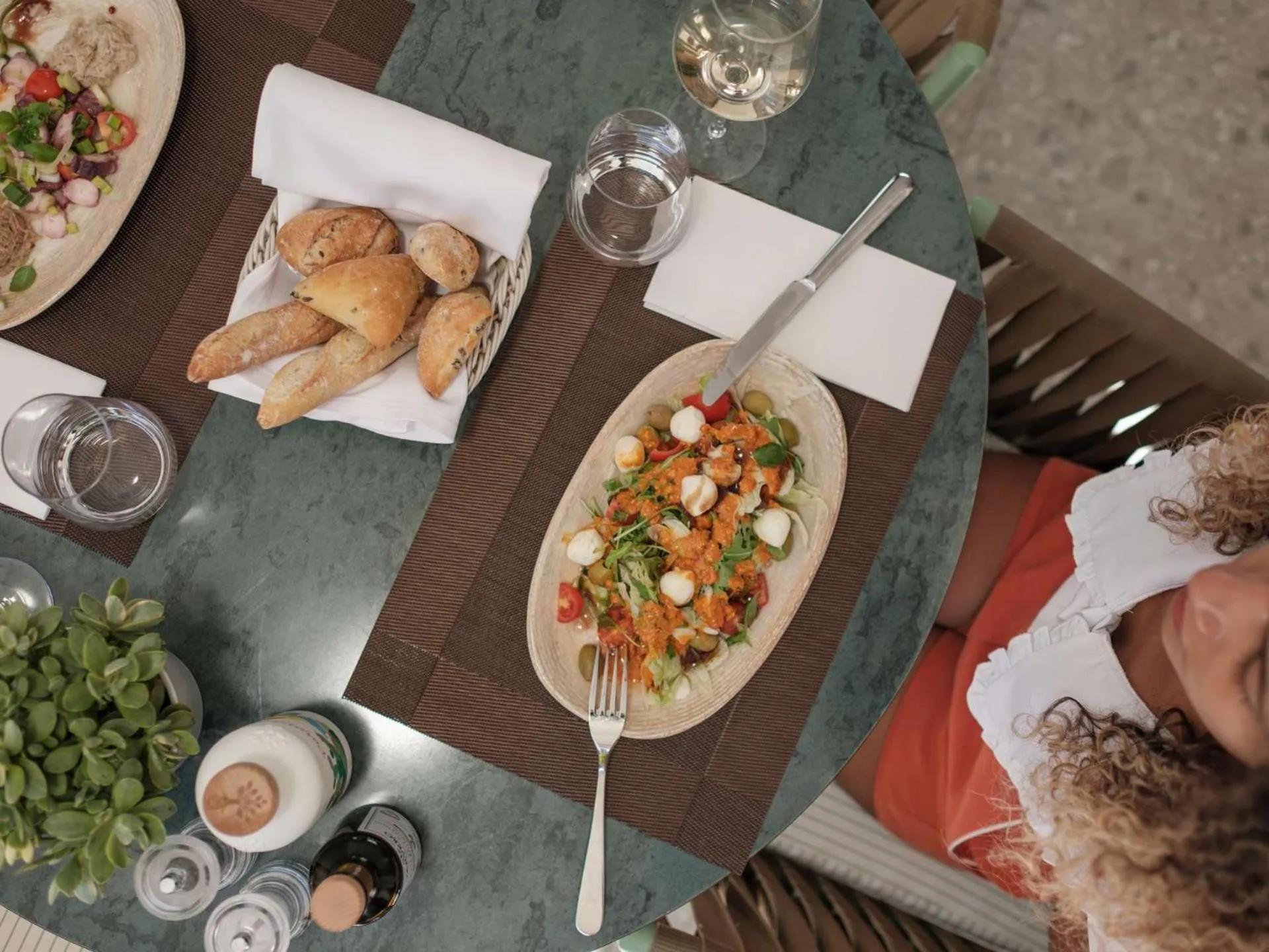 Restaurant/places to eat in Amadria Exclusive Beach Villa