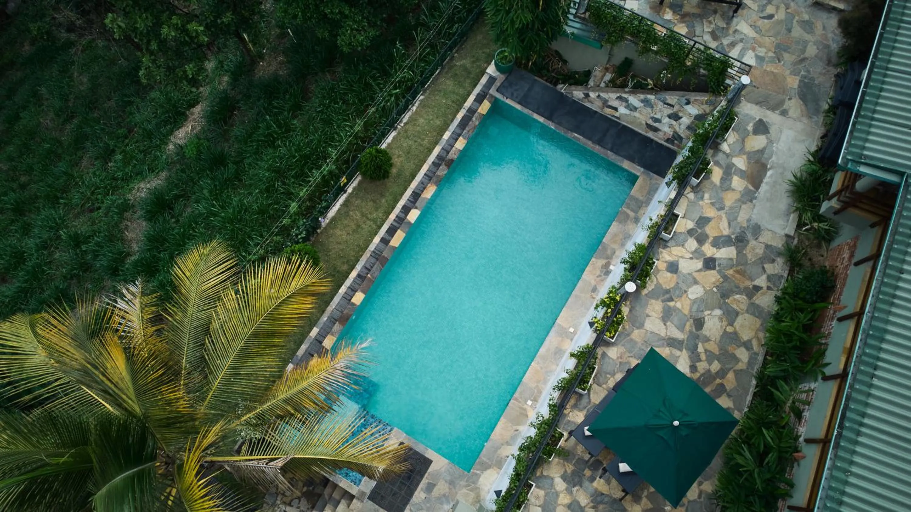 Swimming pool in Zion View Ella Green Retreat